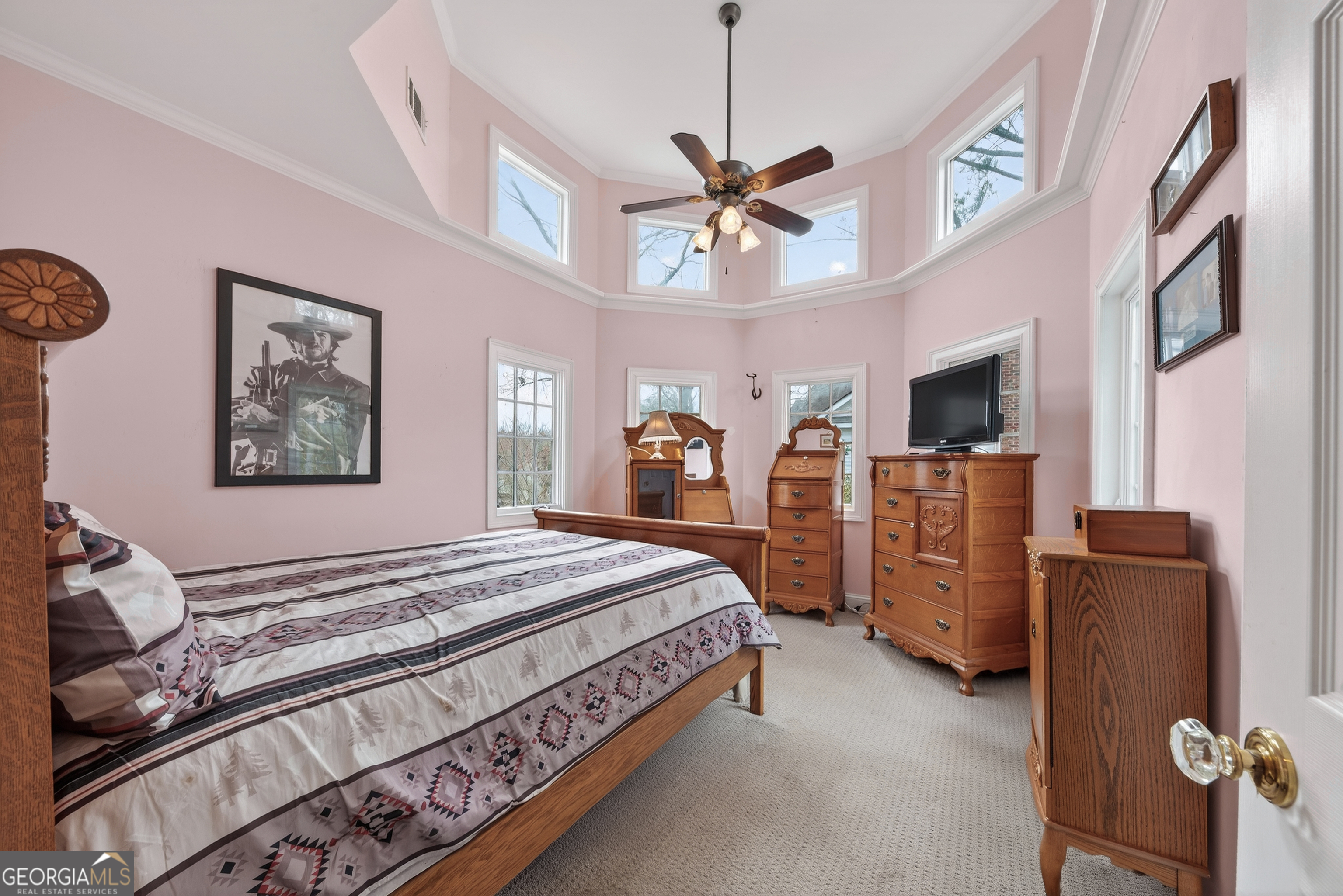 516 Hillside Road