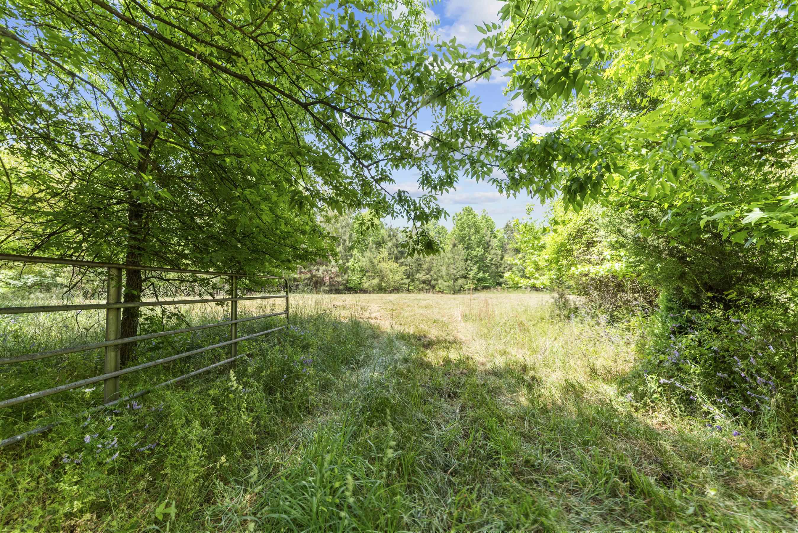 4000 BOSTWICK HIGHWAY