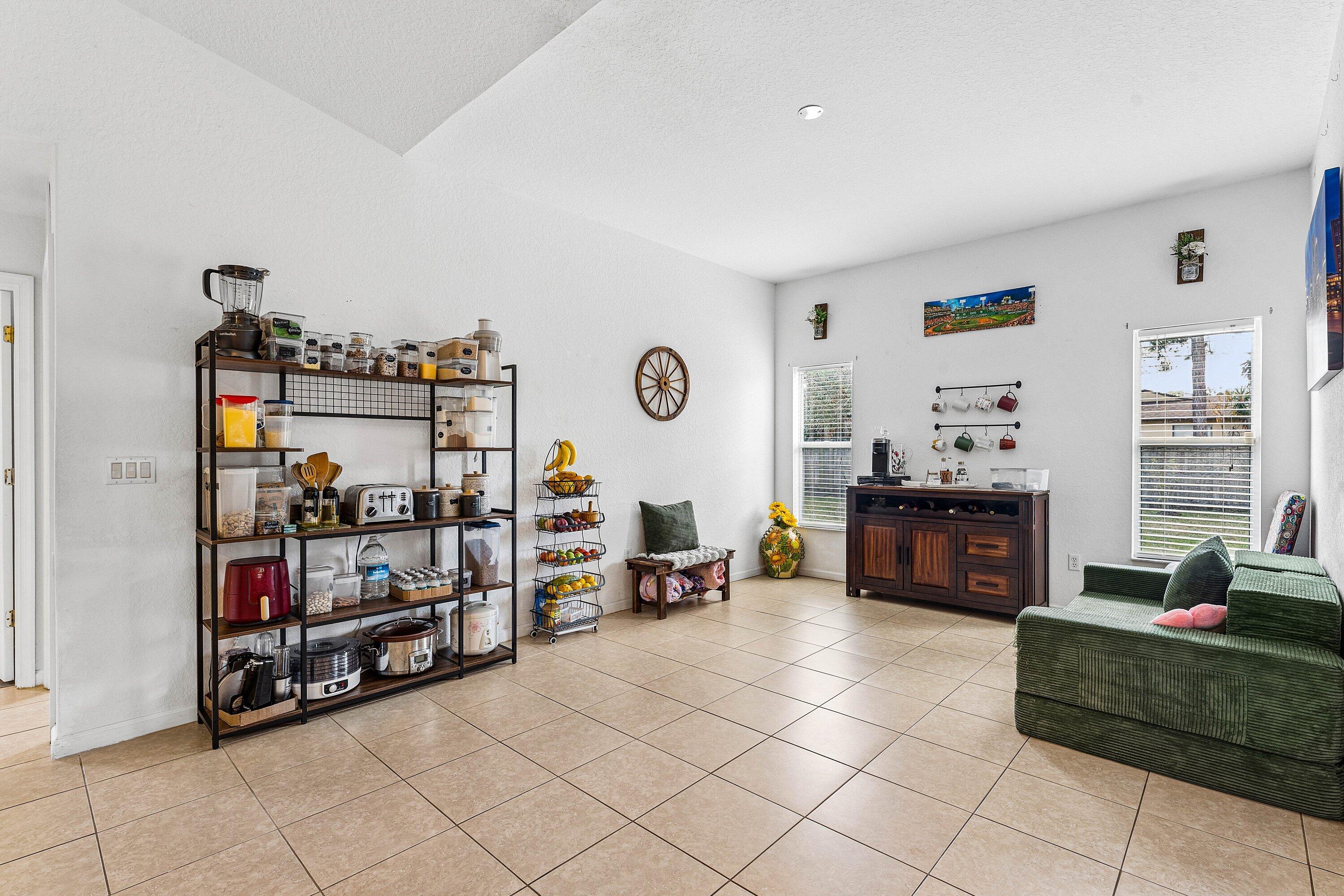 532 SE Ron Rico Ter, Port St. Lucie