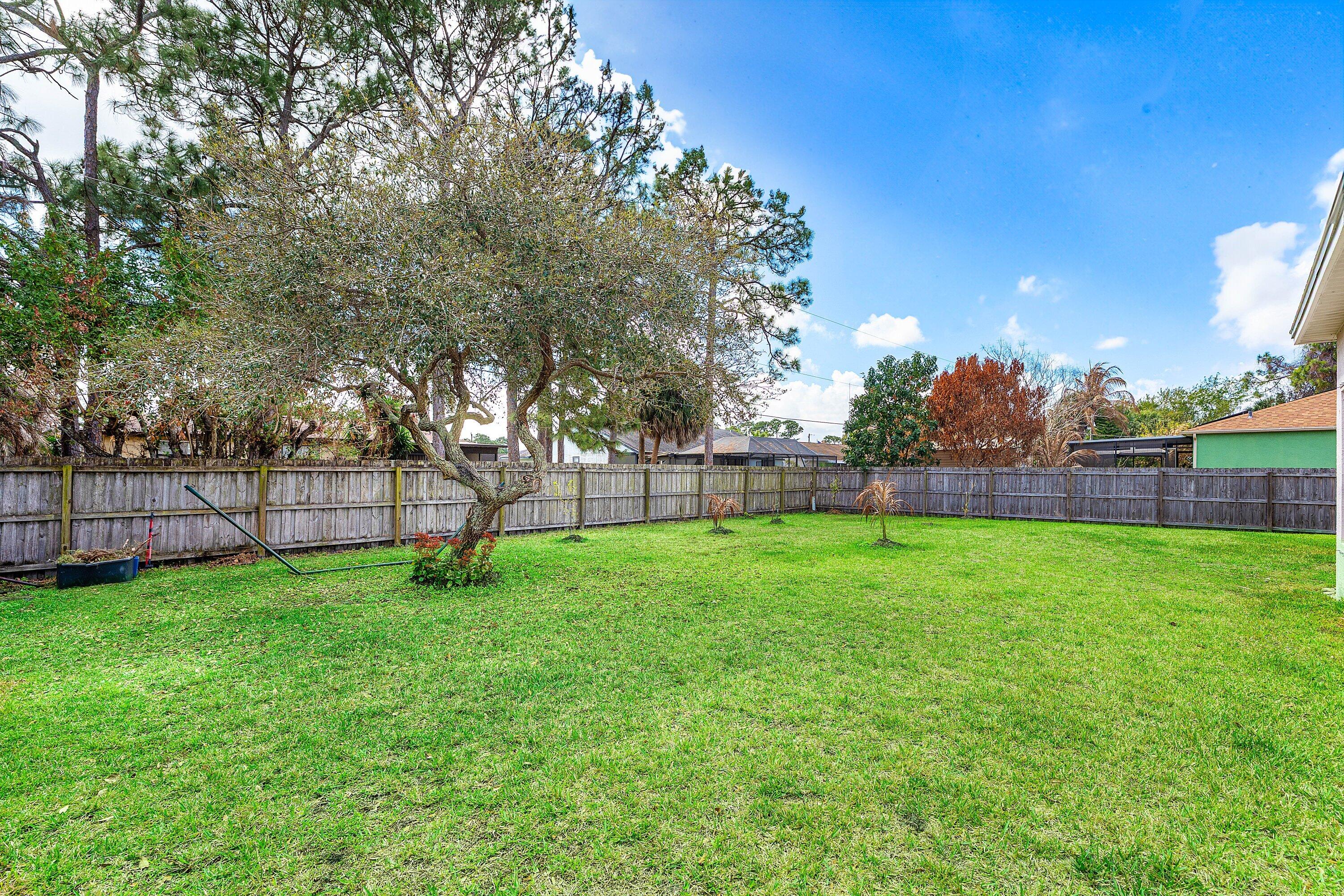 532 SE Ron Rico Ter, Port St. Lucie