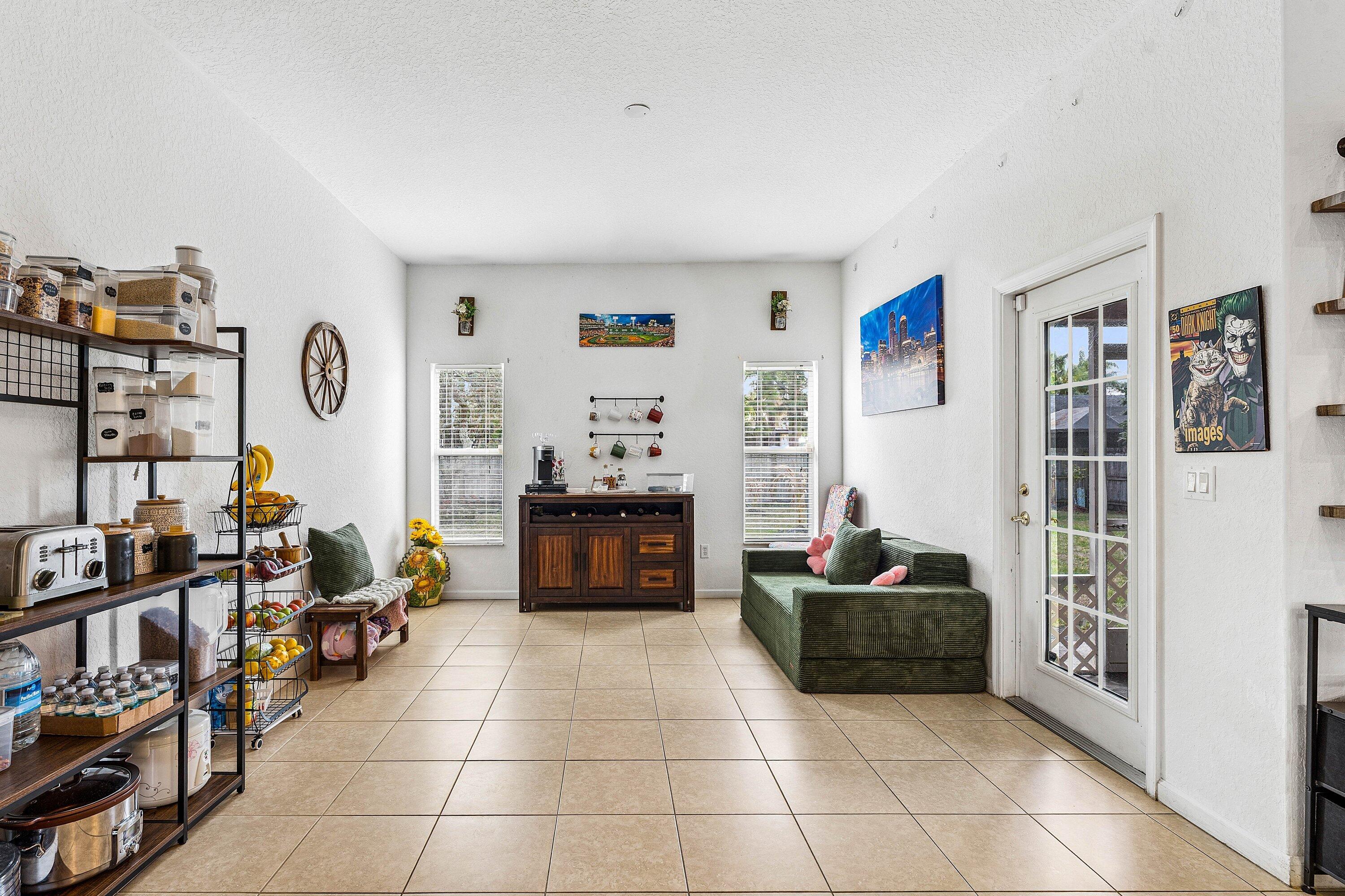 532 SE Ron Rico Ter, Port St. Lucie