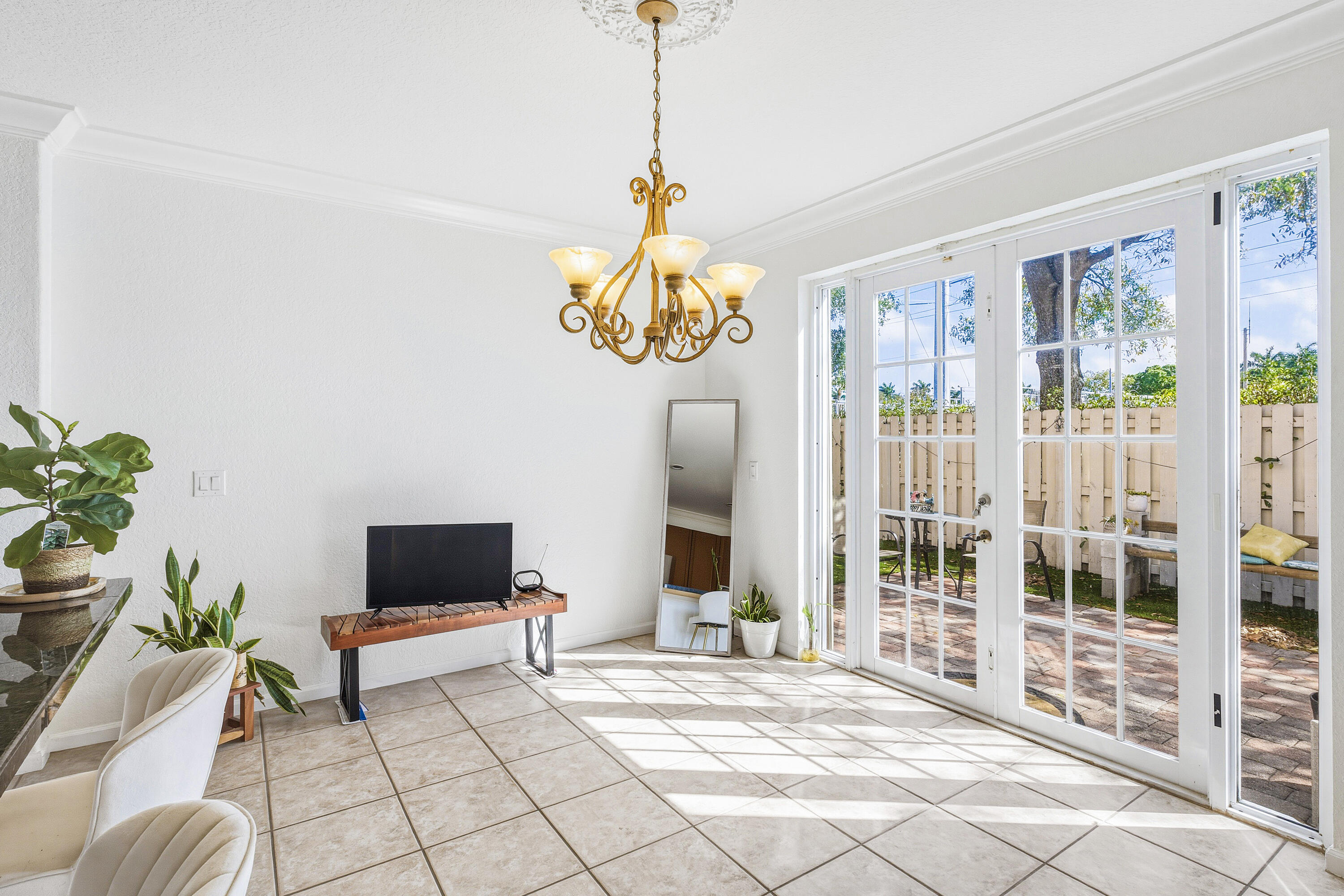 4172 Lake Tahoe Circle