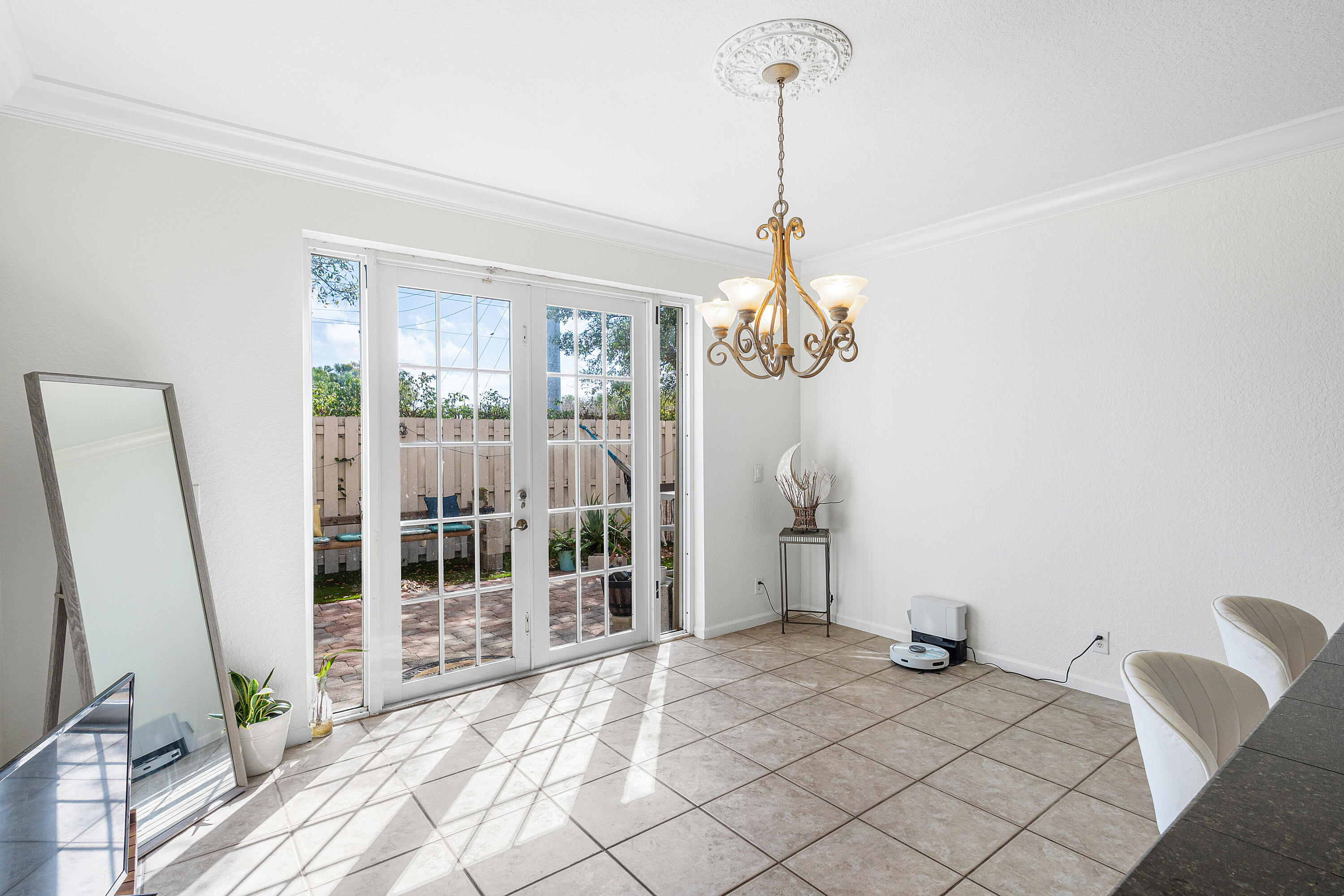 4172 Lake Tahoe Circle