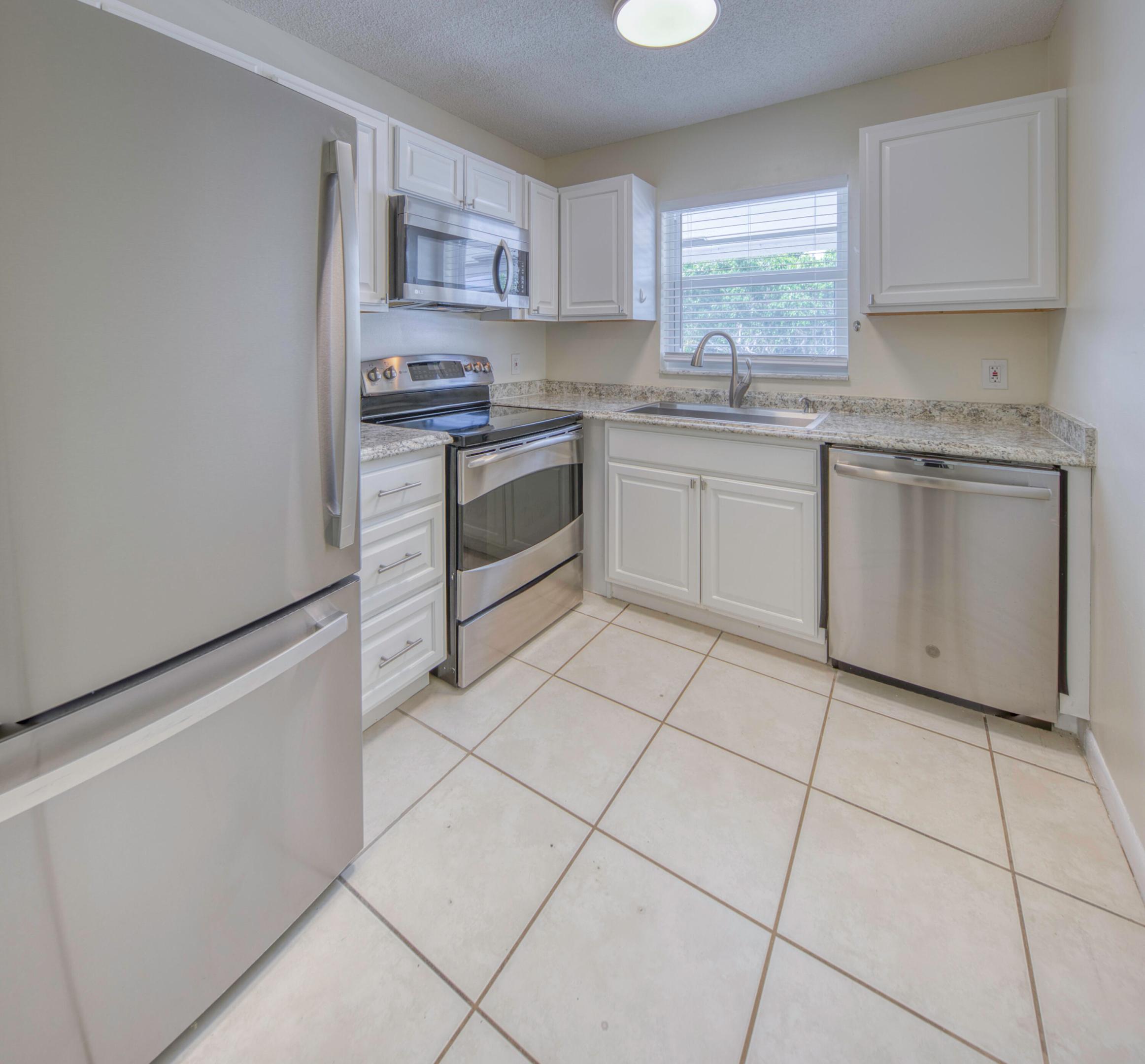330 N J Street 5