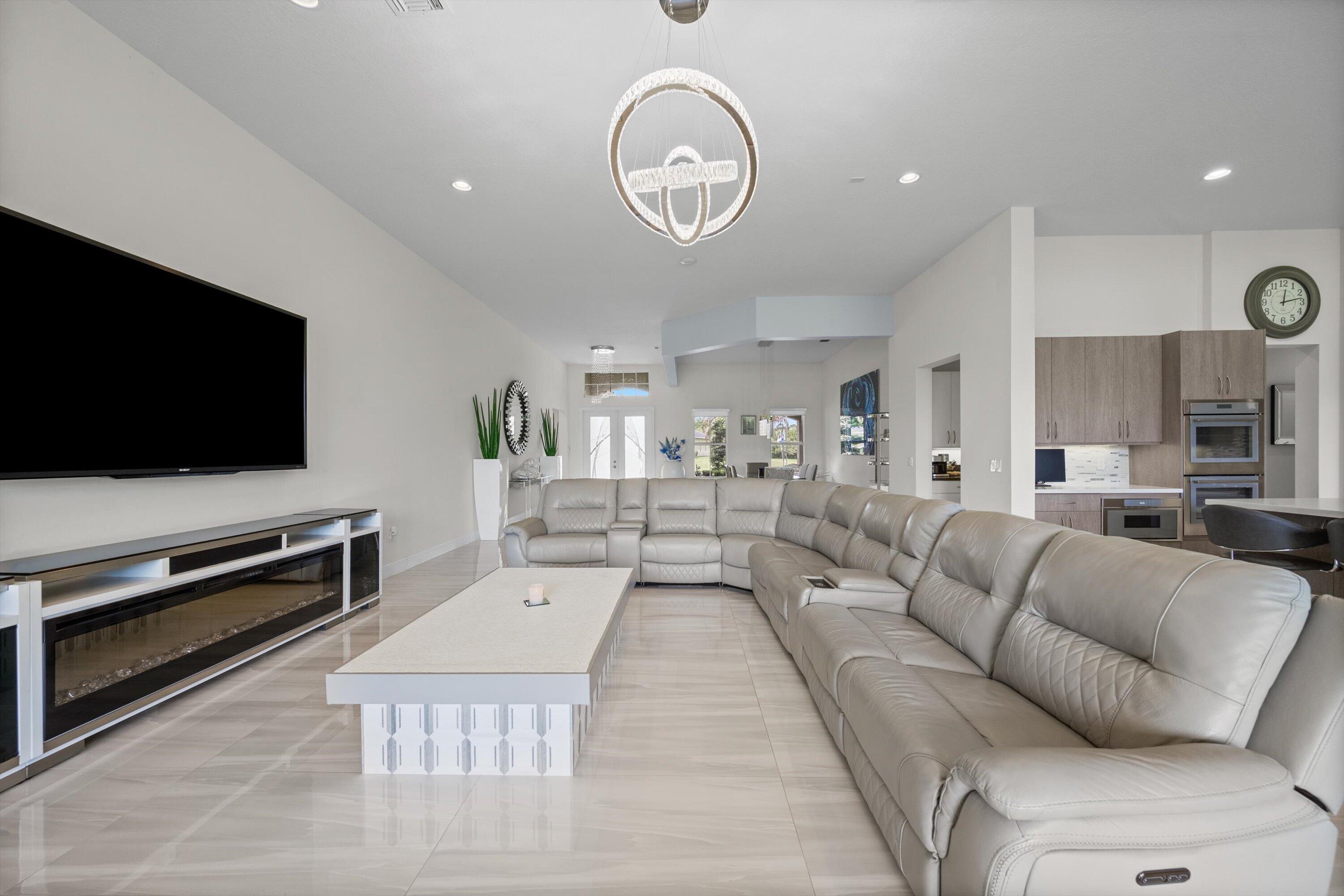 7336 Sisken Terrace