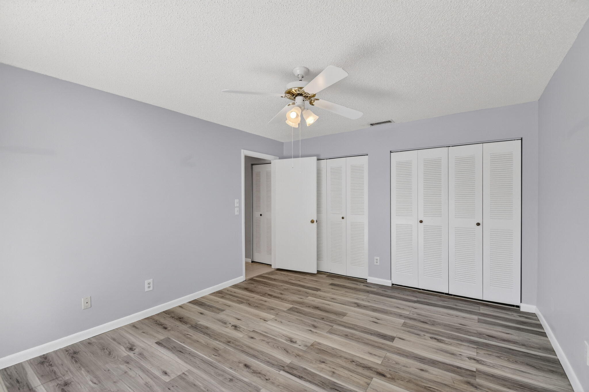 1604 Timberlane Circle