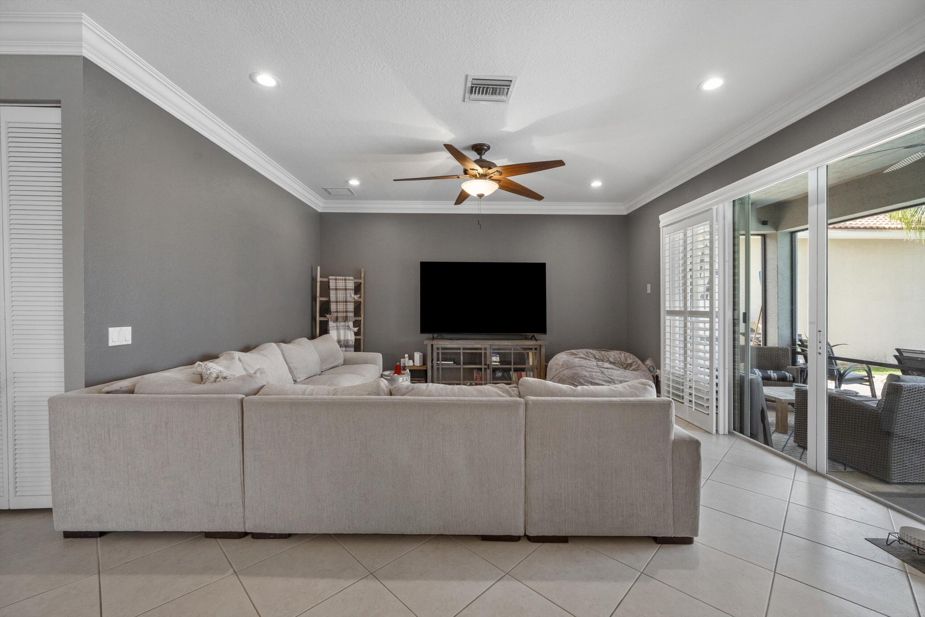 11577 Ponywalk Trail
