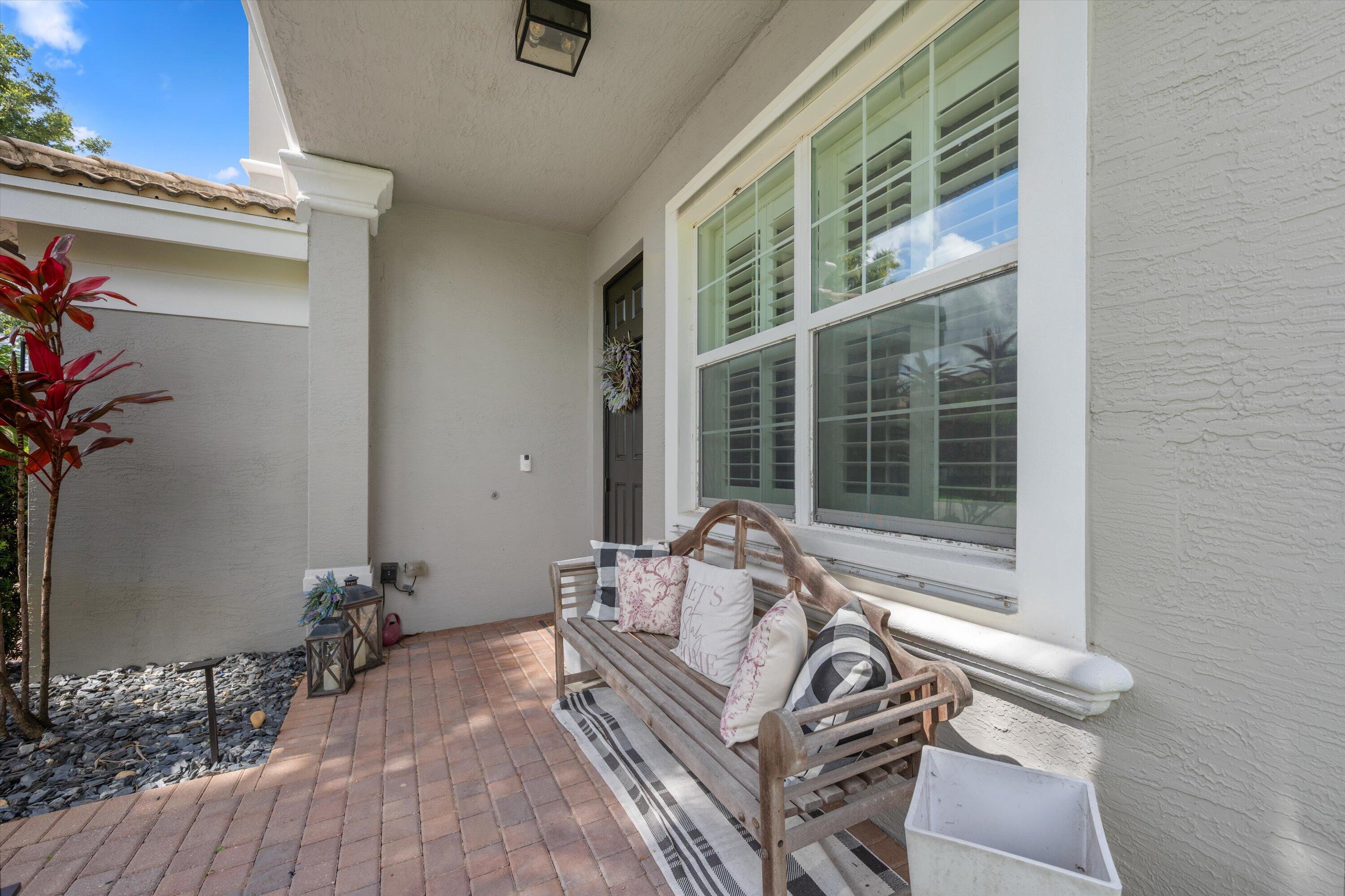 11577 Ponywalk Trail