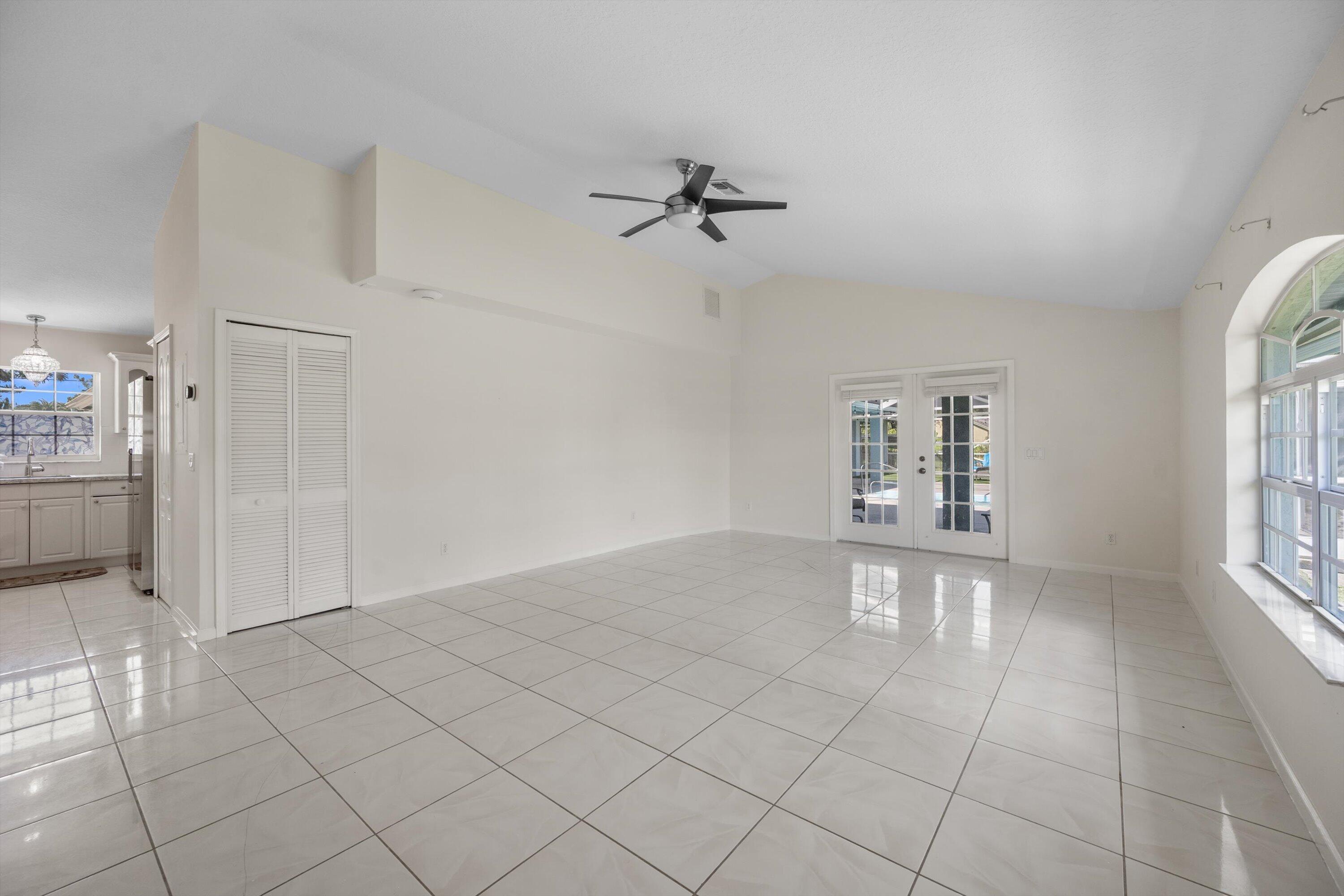 14862 85th Road N