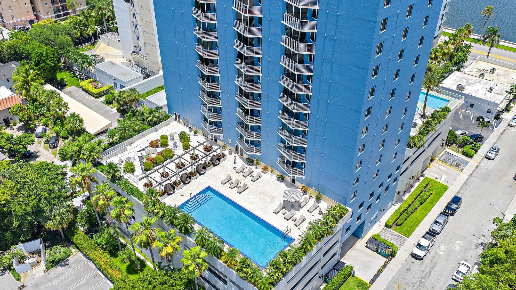 1551 N Flagler Drive 1410