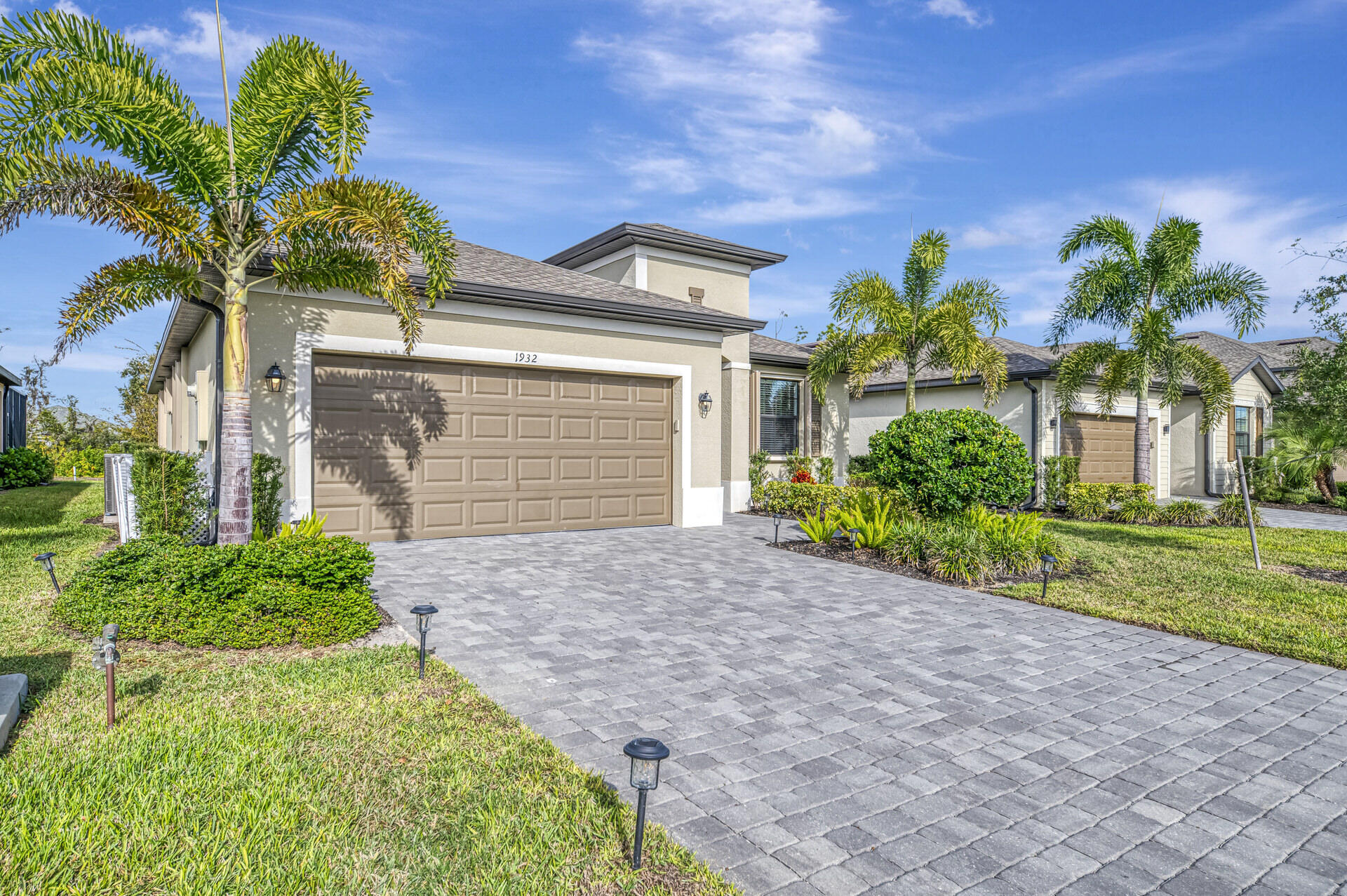 1932 W Isles Road