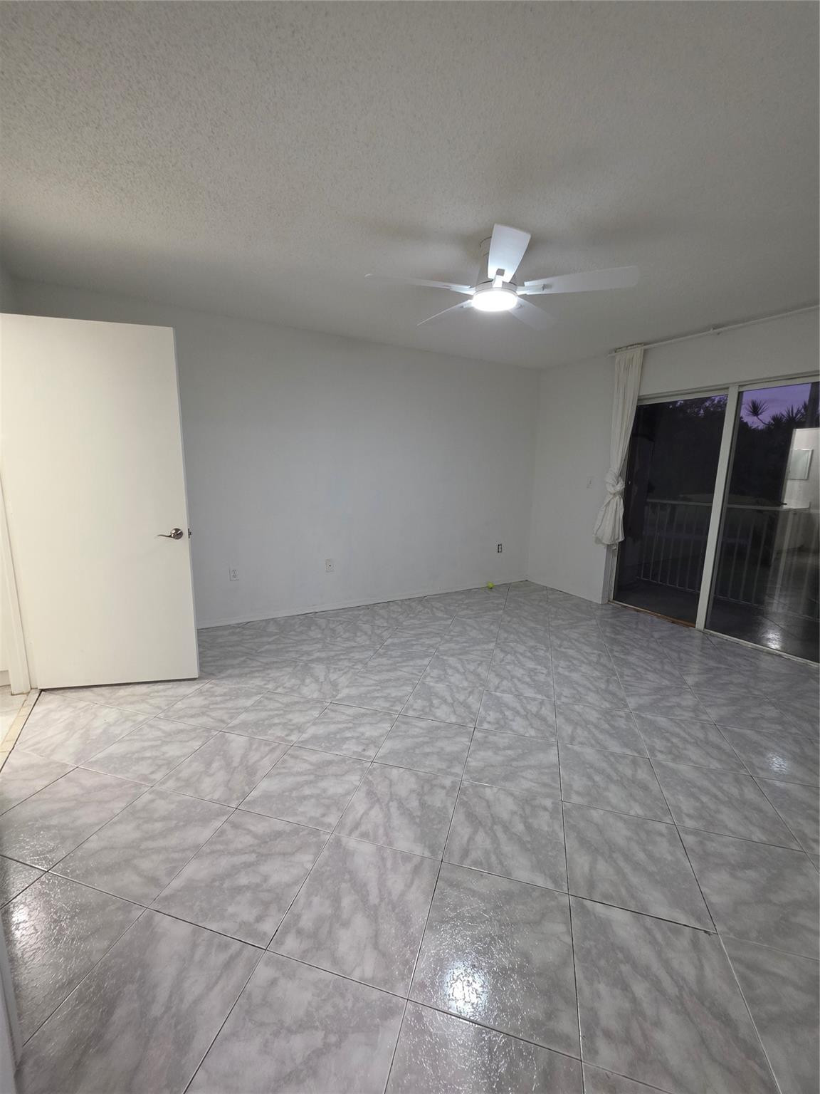 9470 Tangerine Place 208