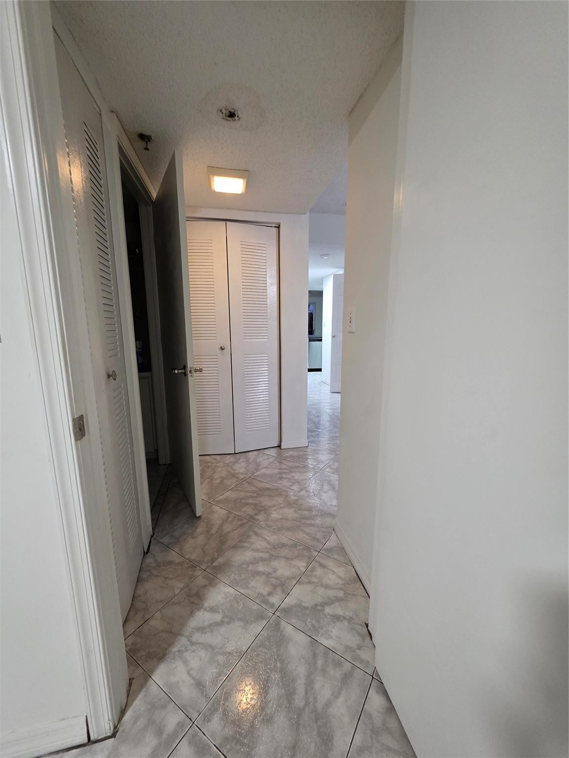 9470 Tangerine Place 208