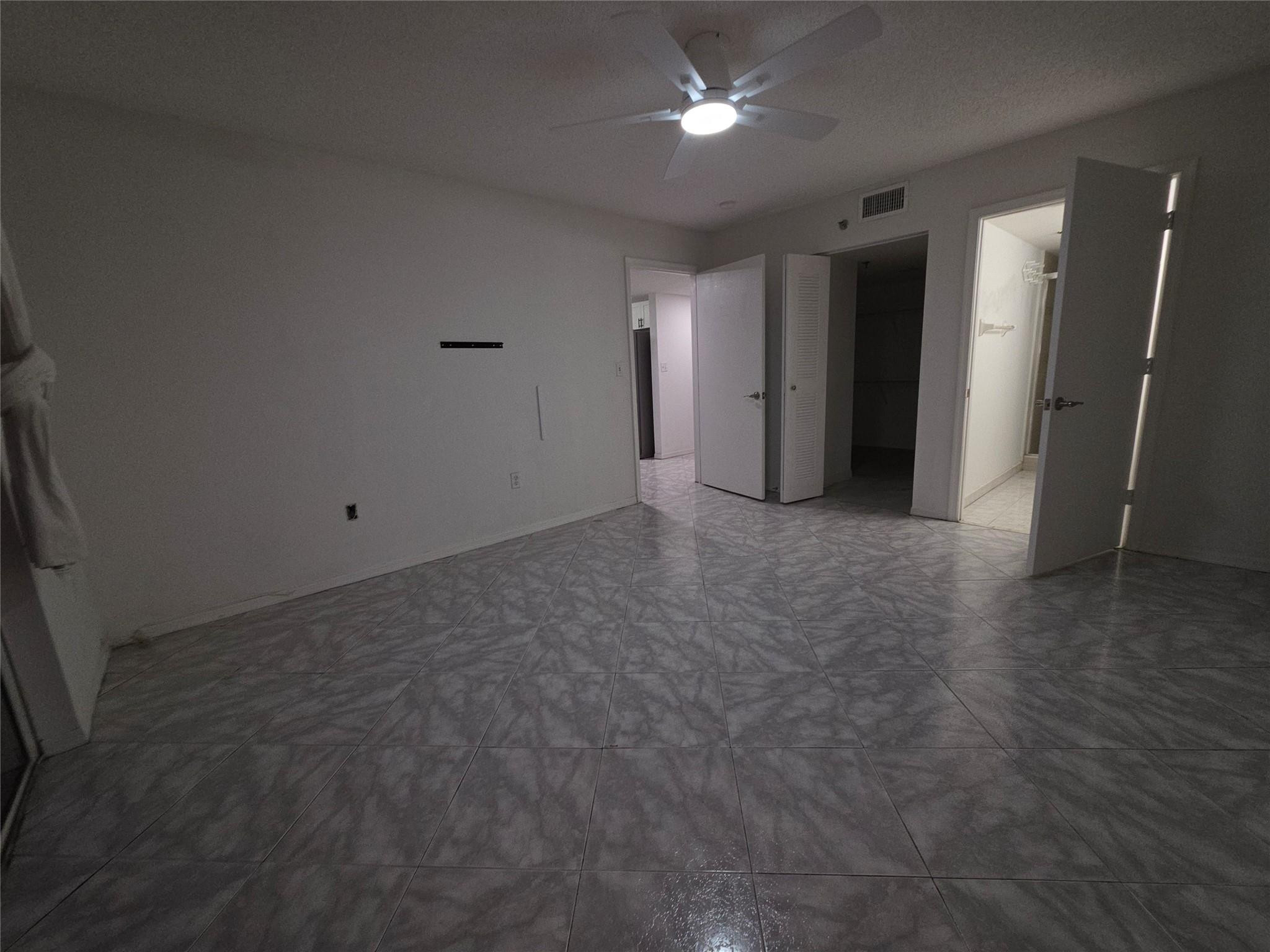 9470 Tangerine Place 208