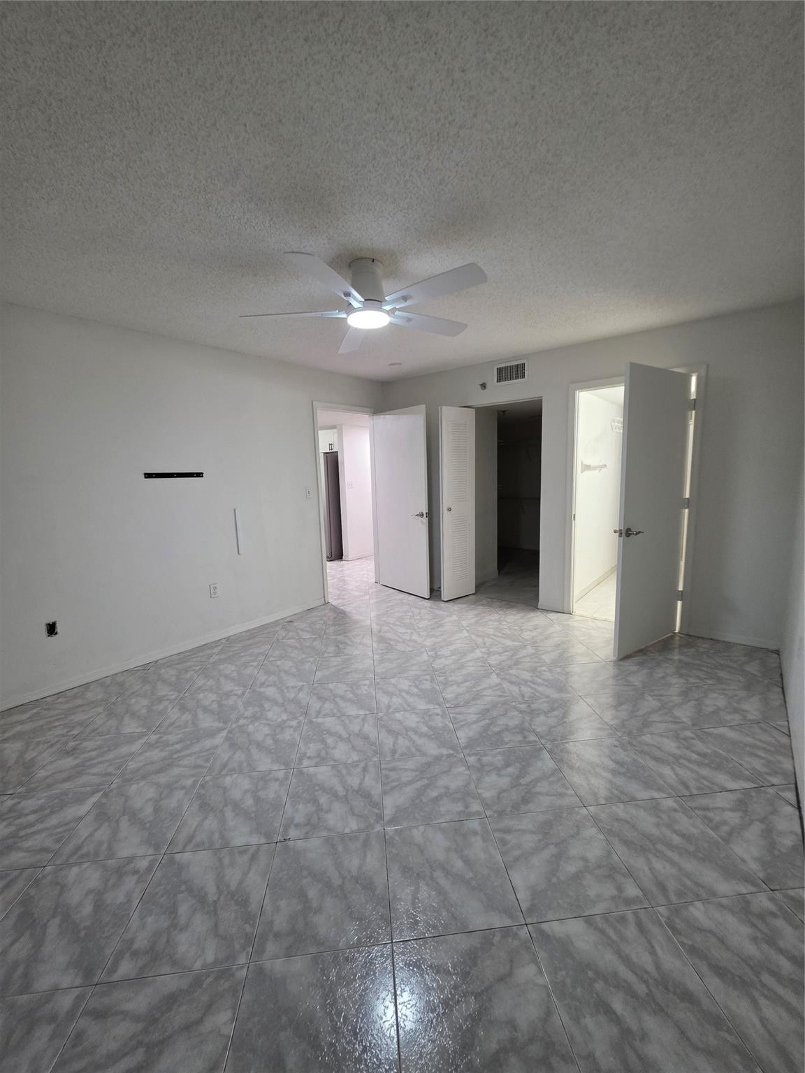 9470 Tangerine Place 208