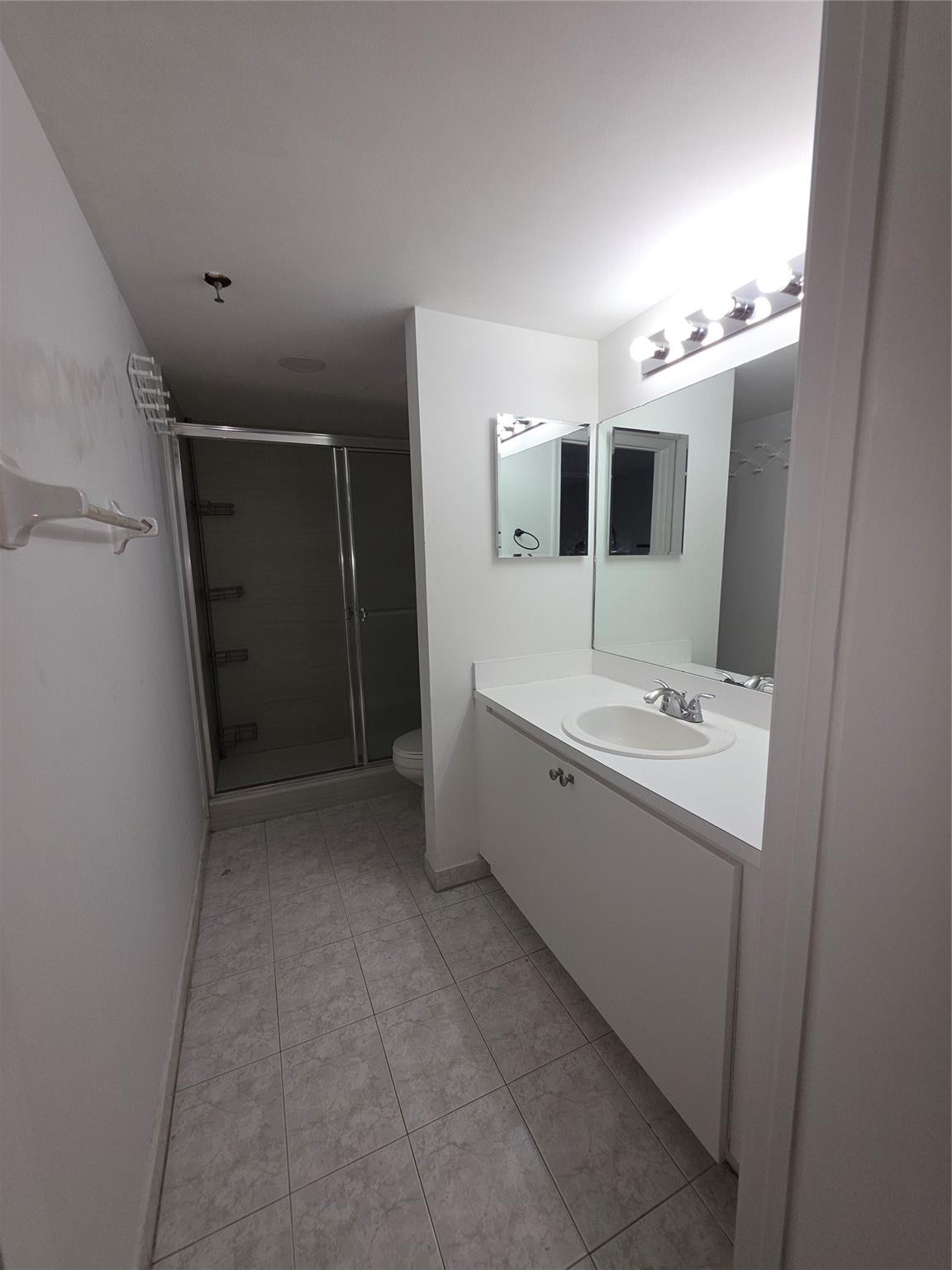 9470 Tangerine Place 208