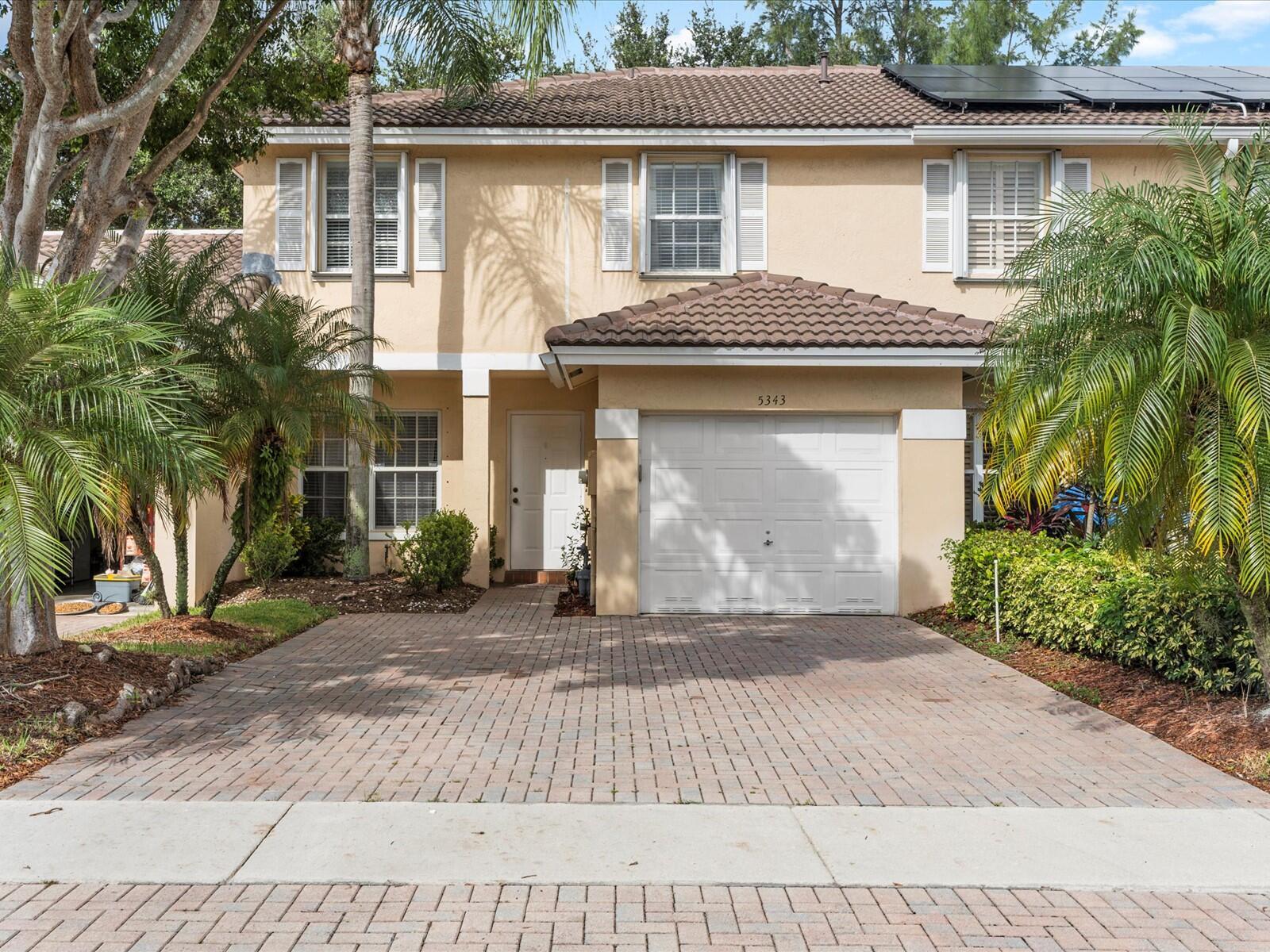 5343 NW 90th Avenue NW