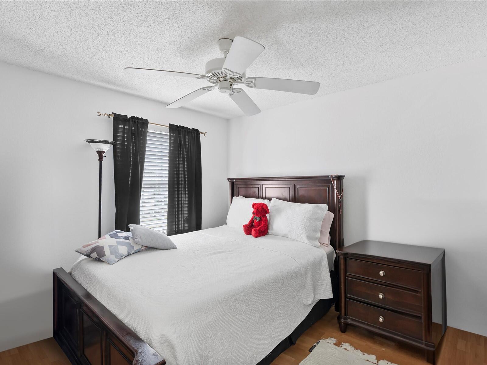 5343 NW 90th Avenue NW