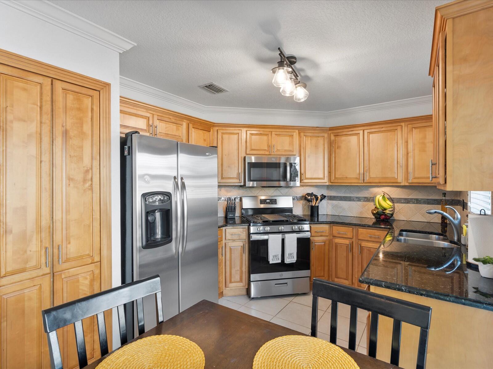 5343 NW 90th Avenue NW