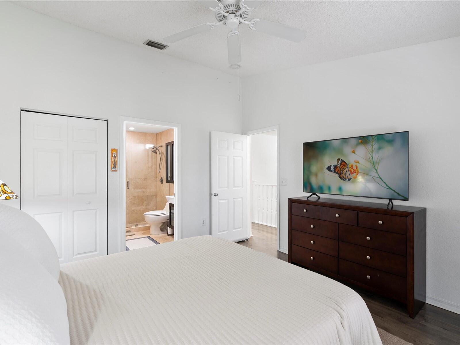 5343 NW 90th Avenue NW