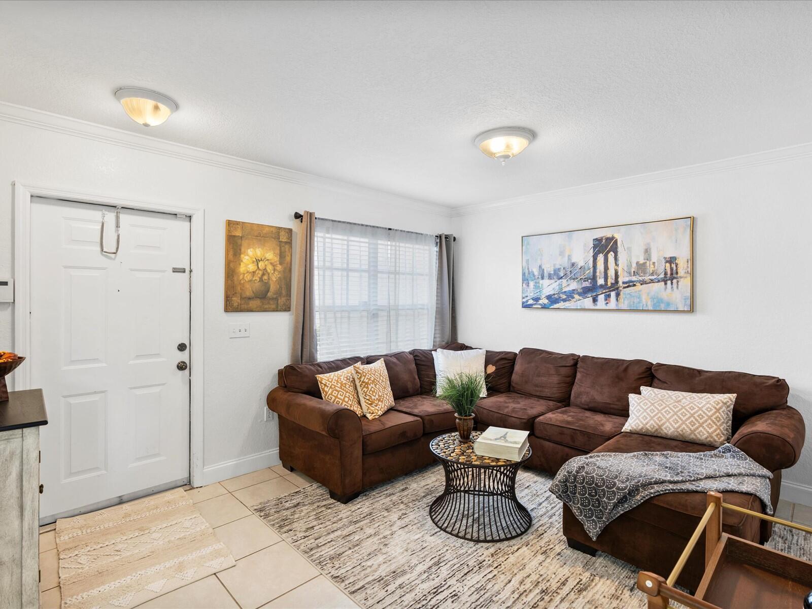 5343 NW 90th Avenue NW