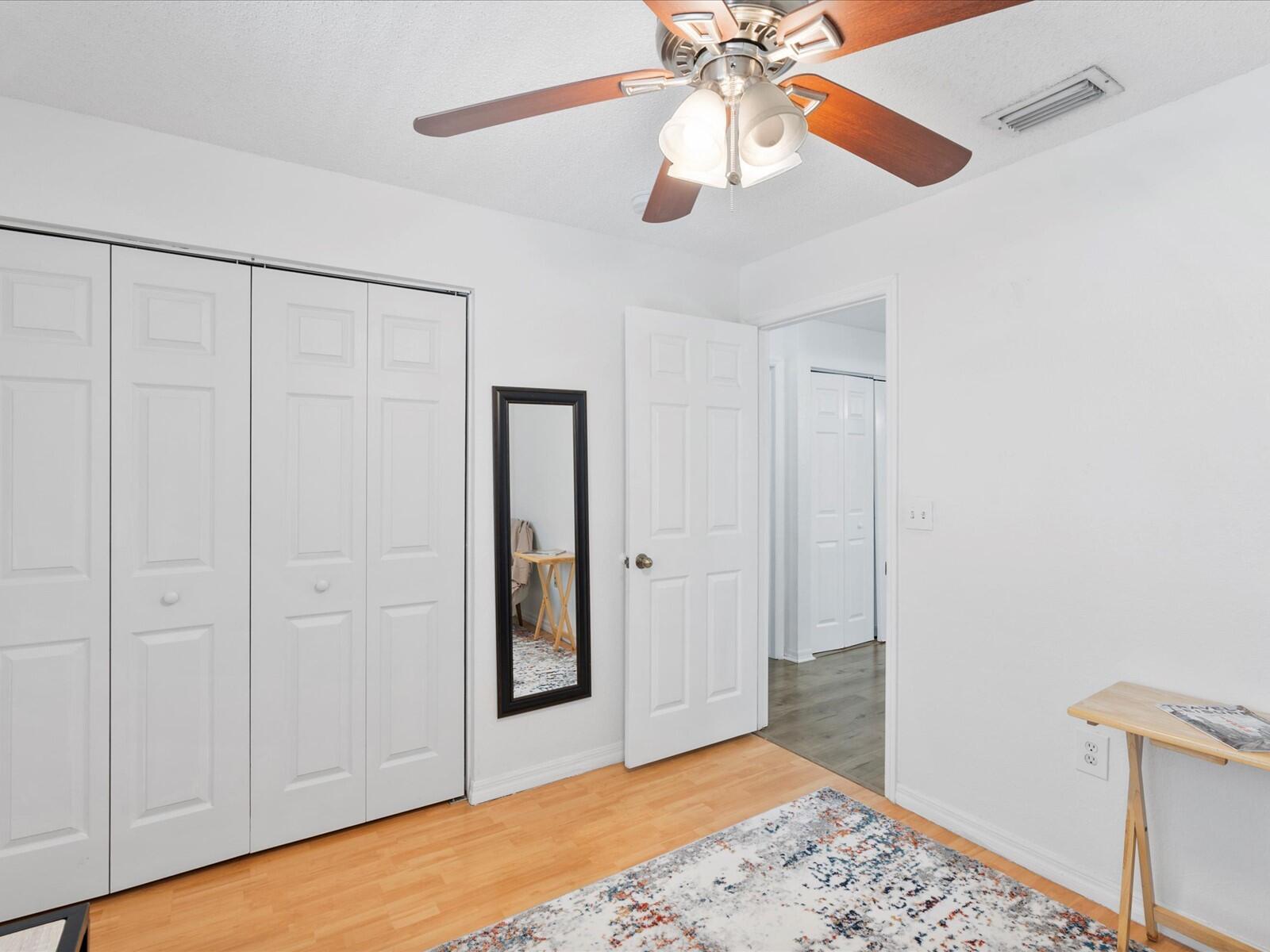 5343 NW 90th Avenue NW