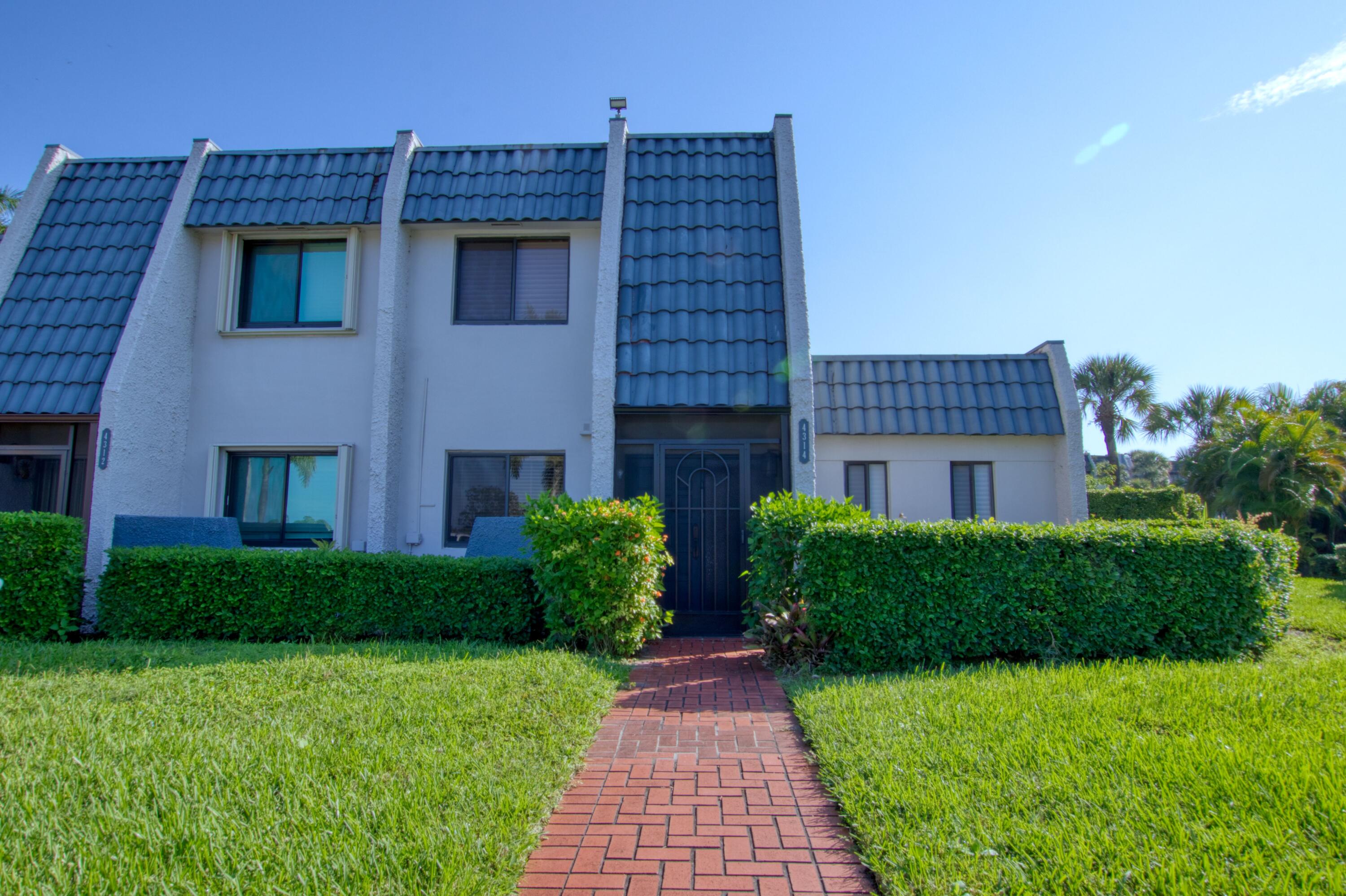 4314 Fountains Drive 4314