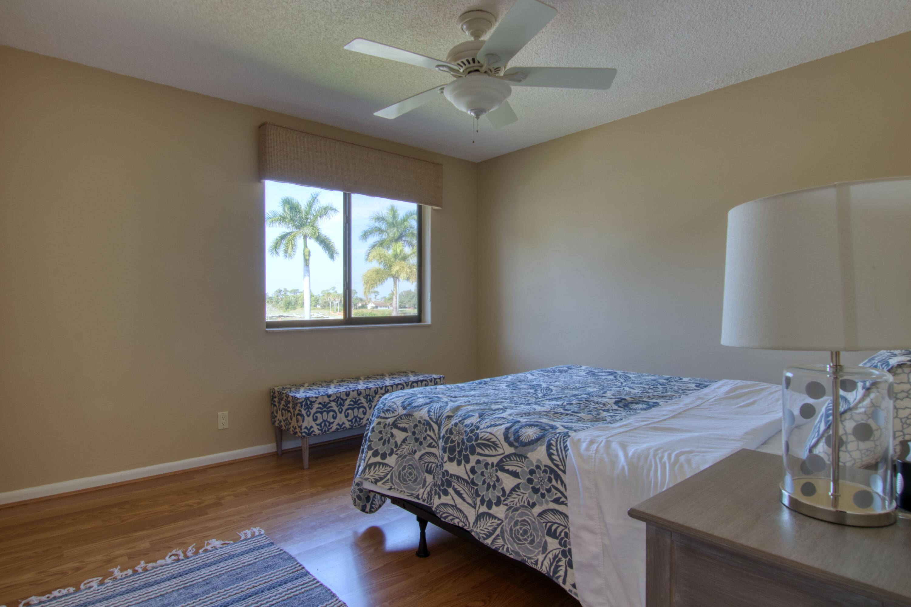 4314 Fountains Drive 4314