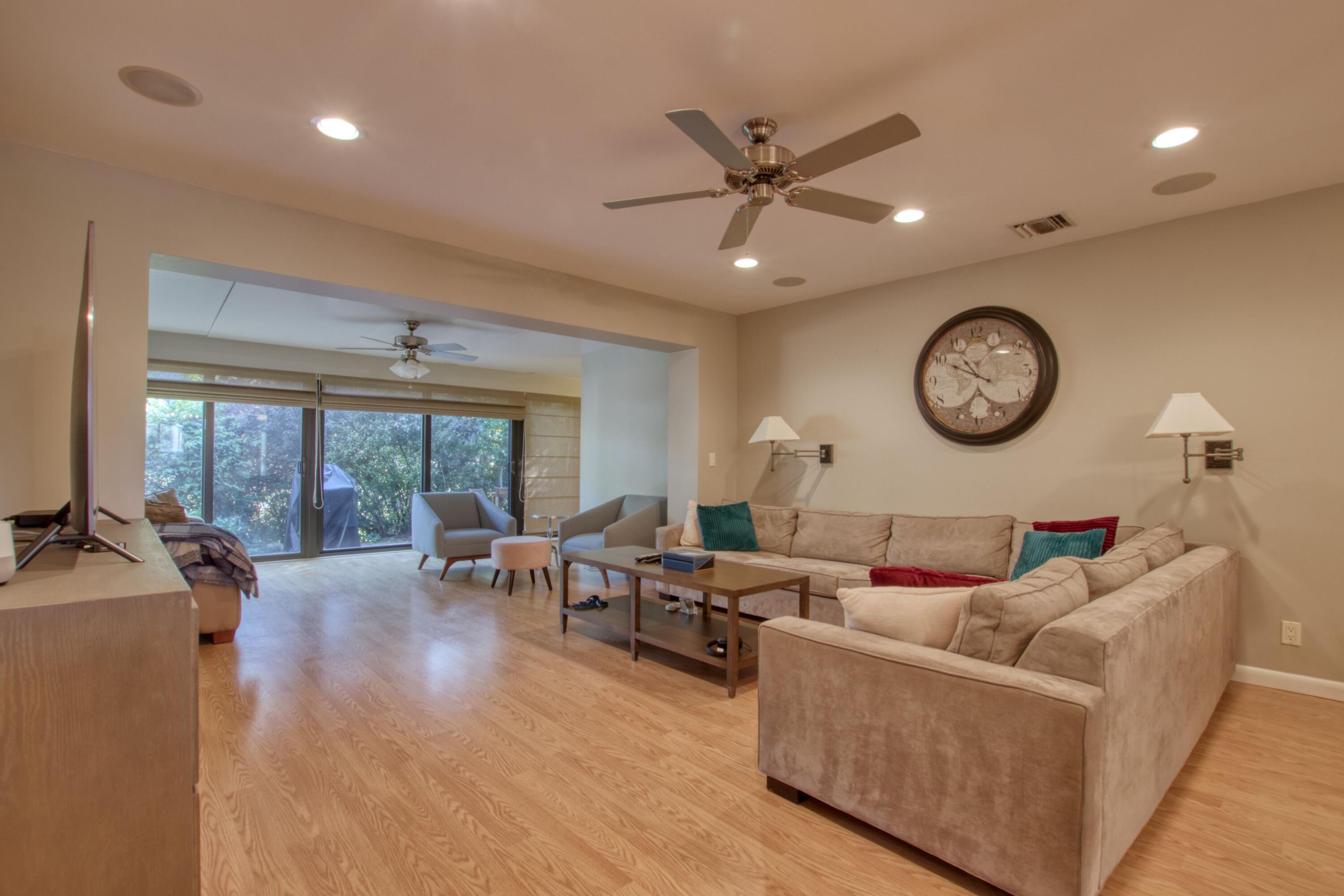 4314 Fountains Drive 4314