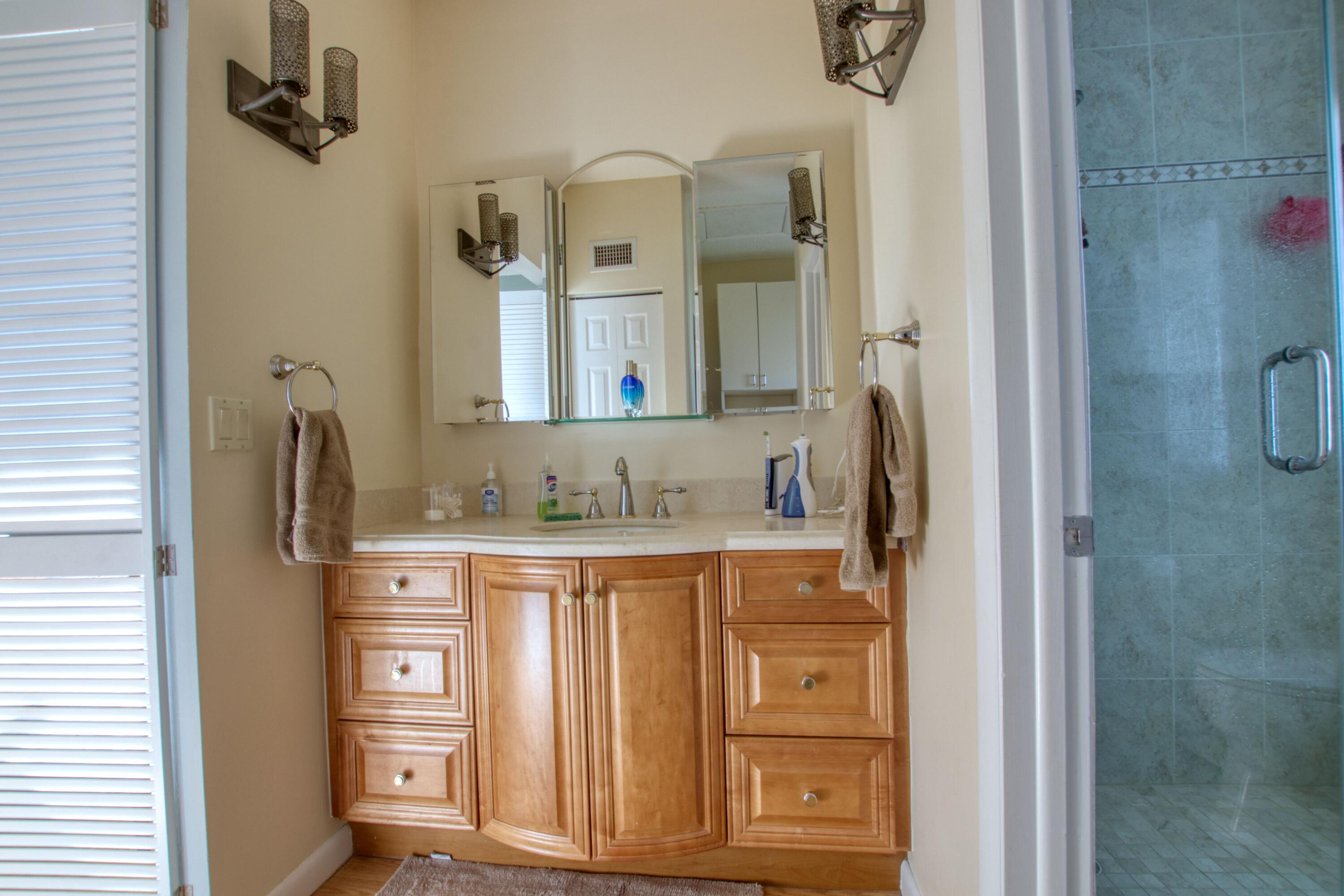 4314 Fountains Drive 4314