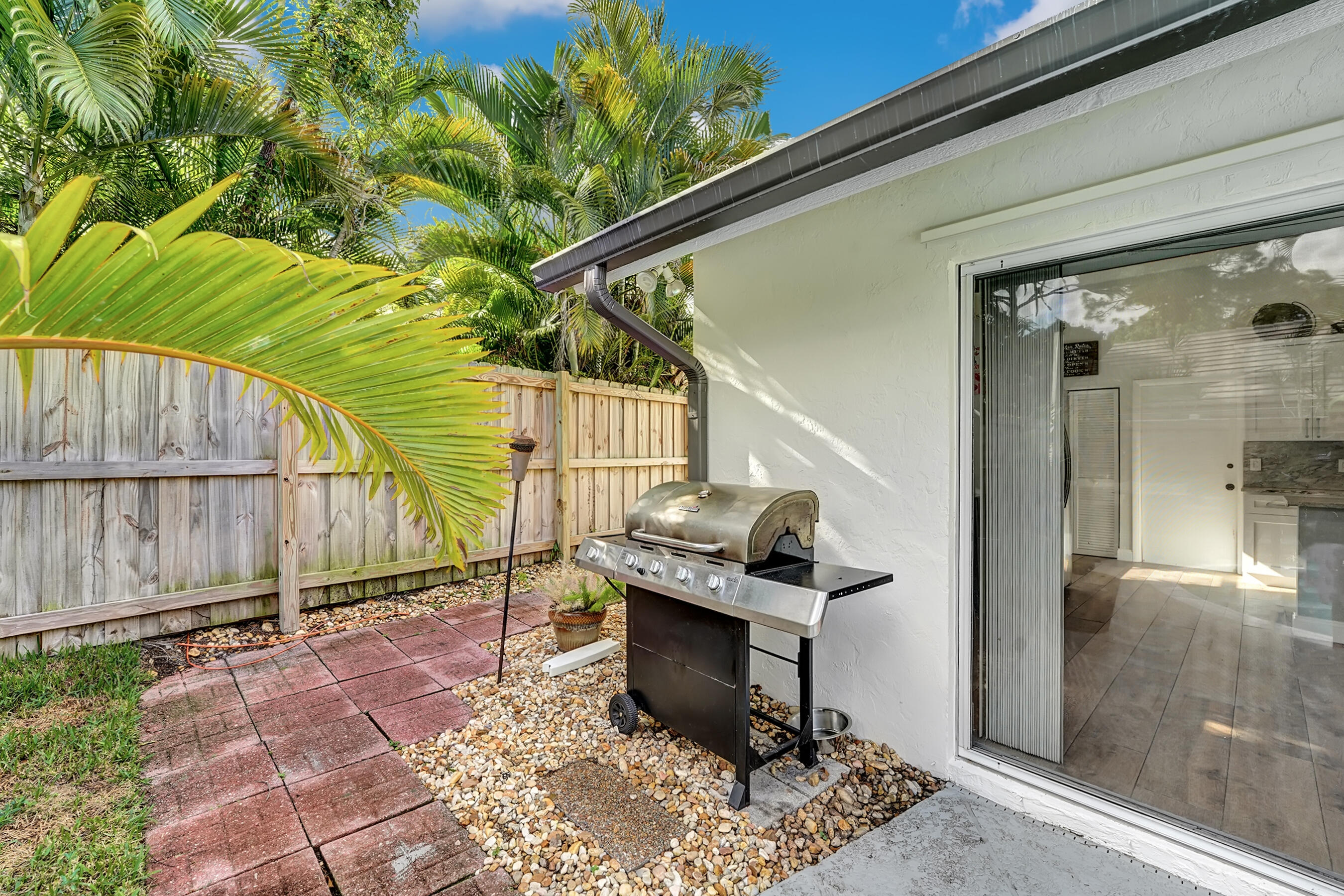 3997 NW 7th Court