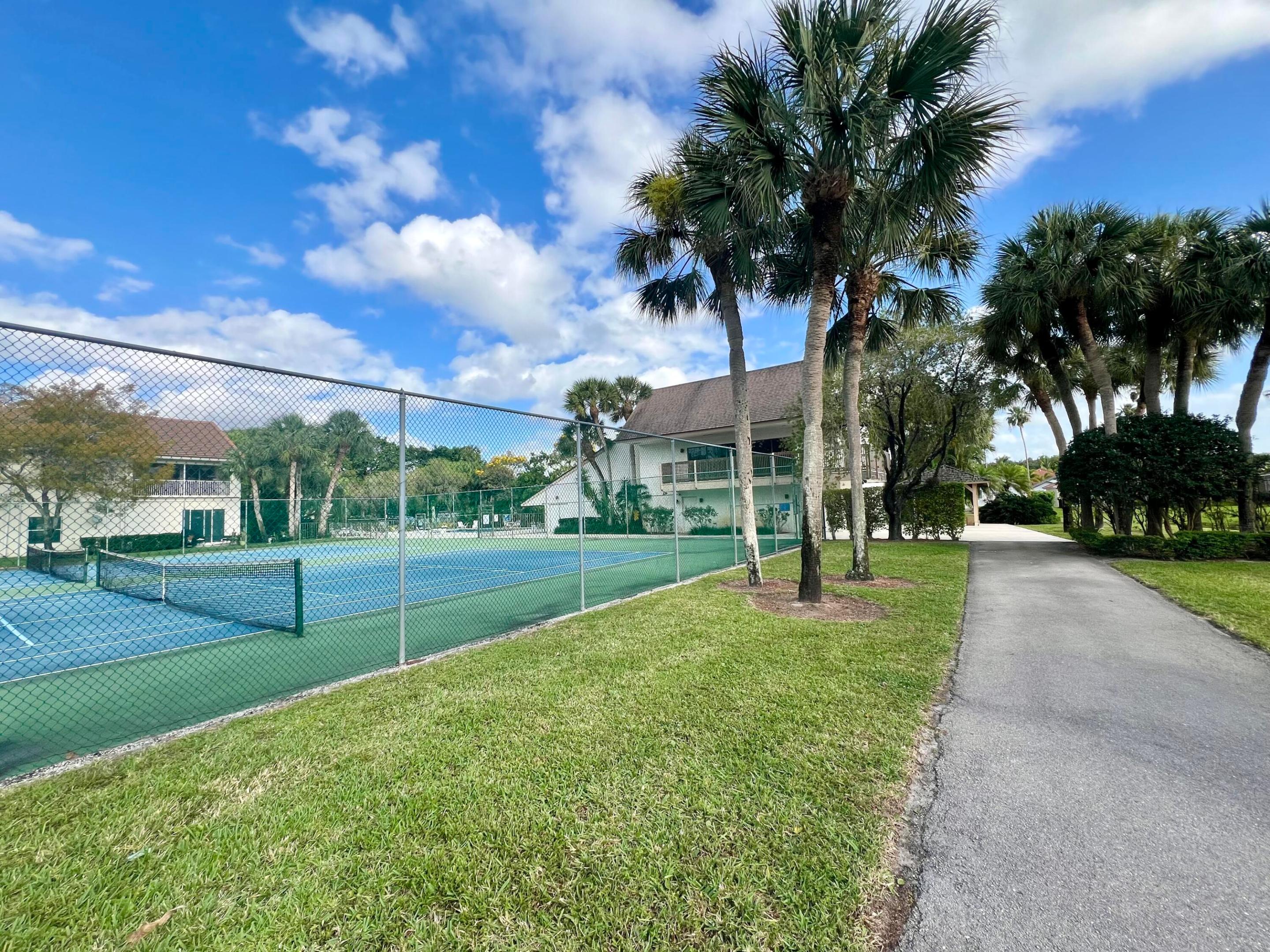 12524 Shoreline Drive 202