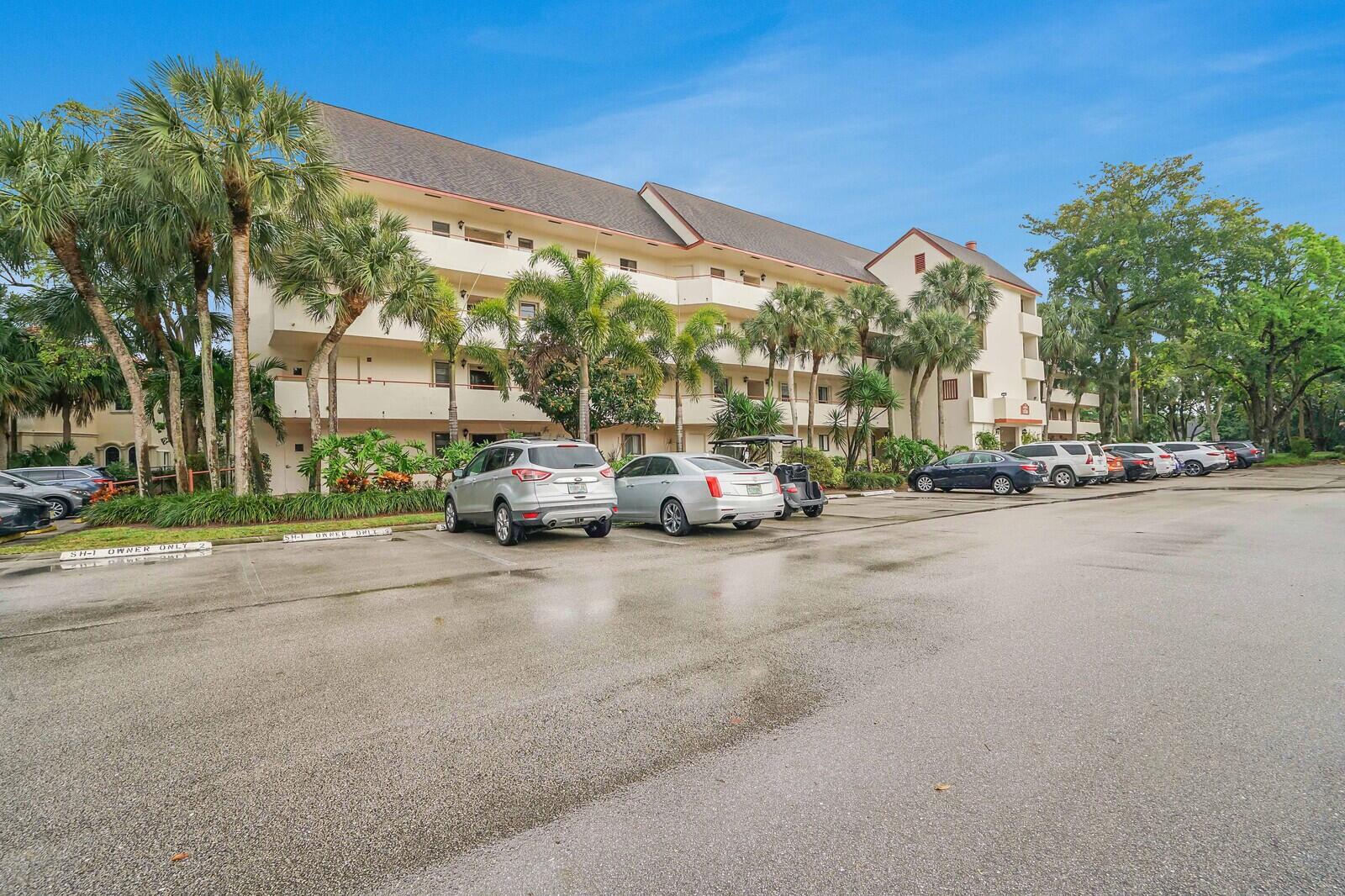 12524 Shoreline Drive 202