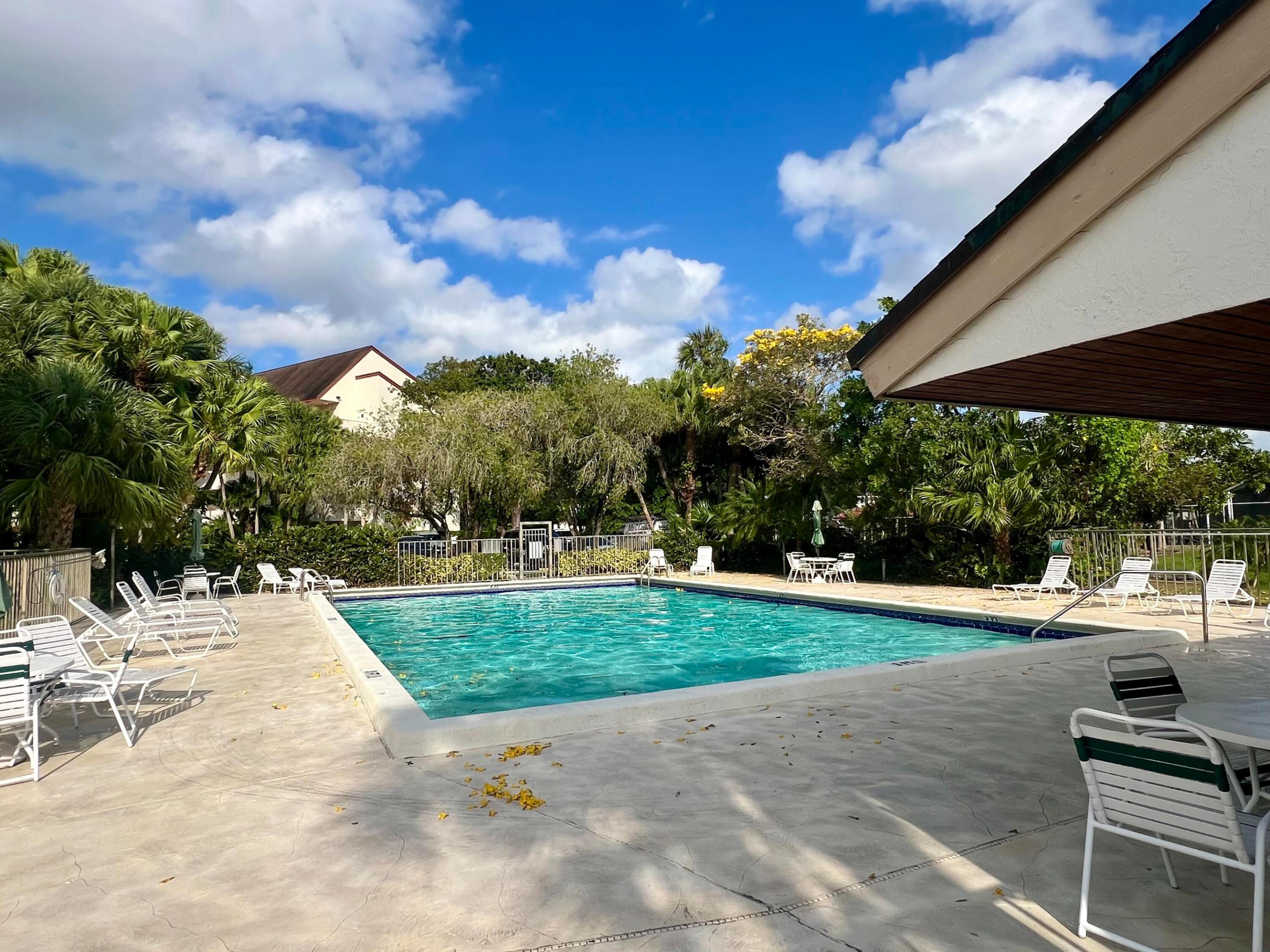 12524 Shoreline Drive 202