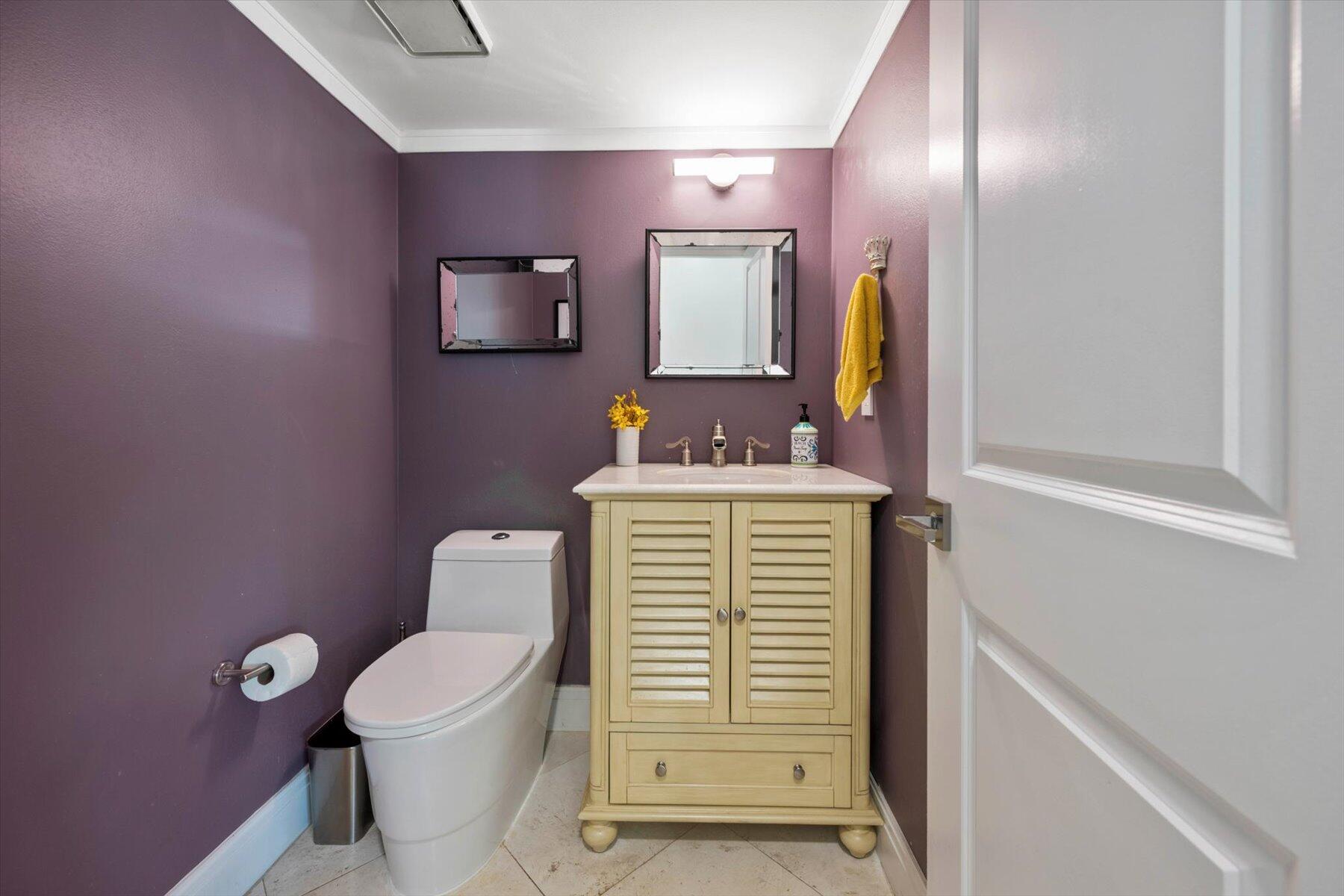 11459 Hawk Hollow