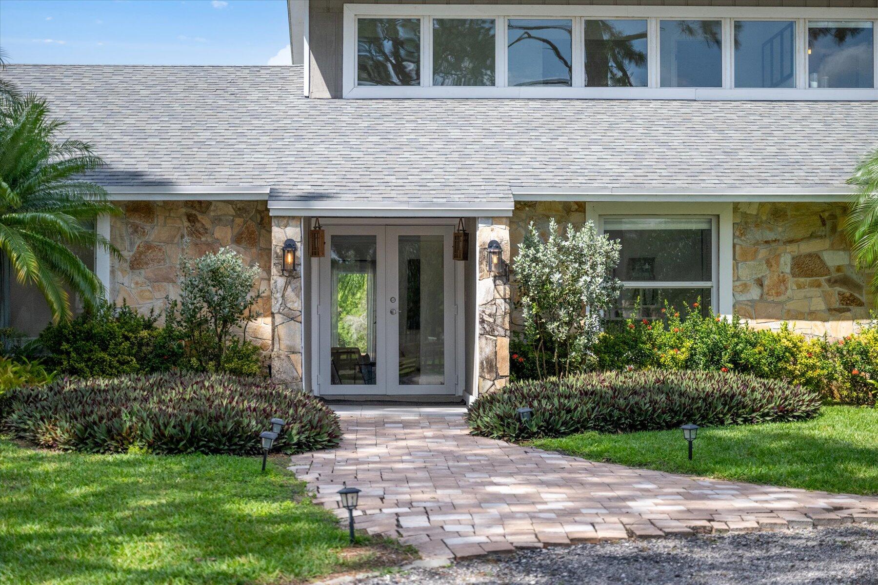 11459 Hawk Hollow
