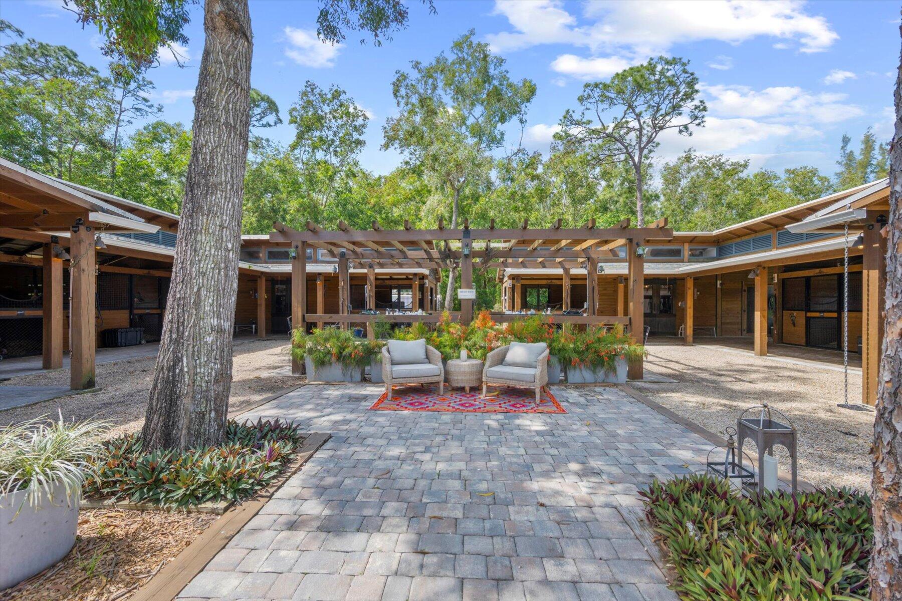 11459 Hawk Hollow