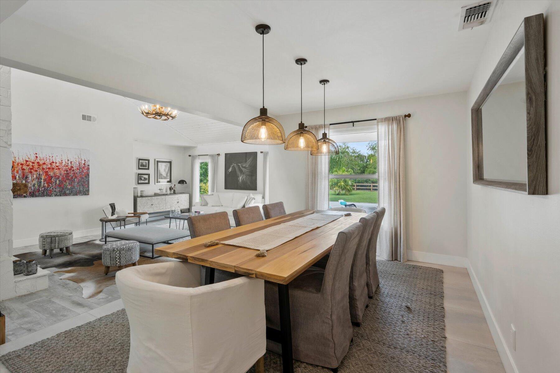 11459 Hawk Hollow
