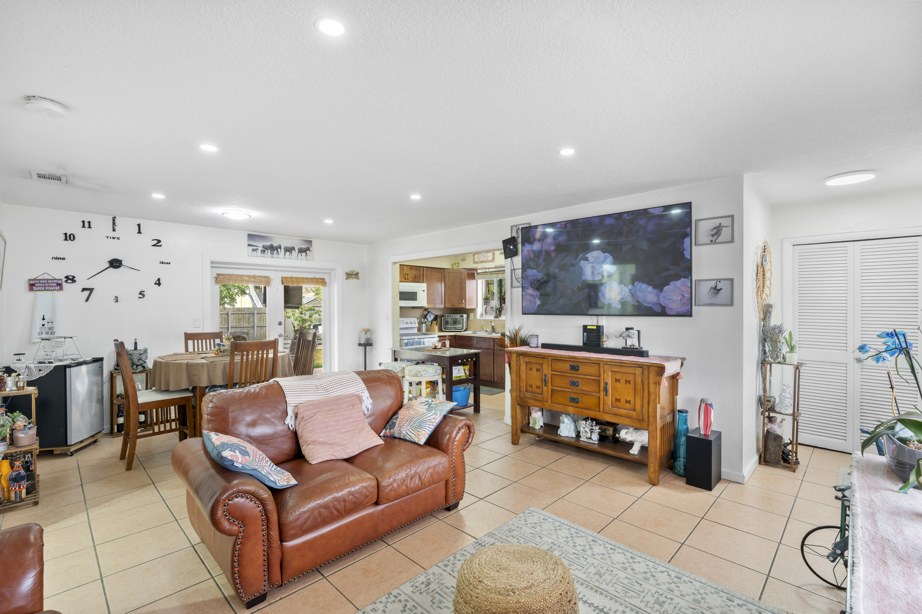 7930 NW 10th Street