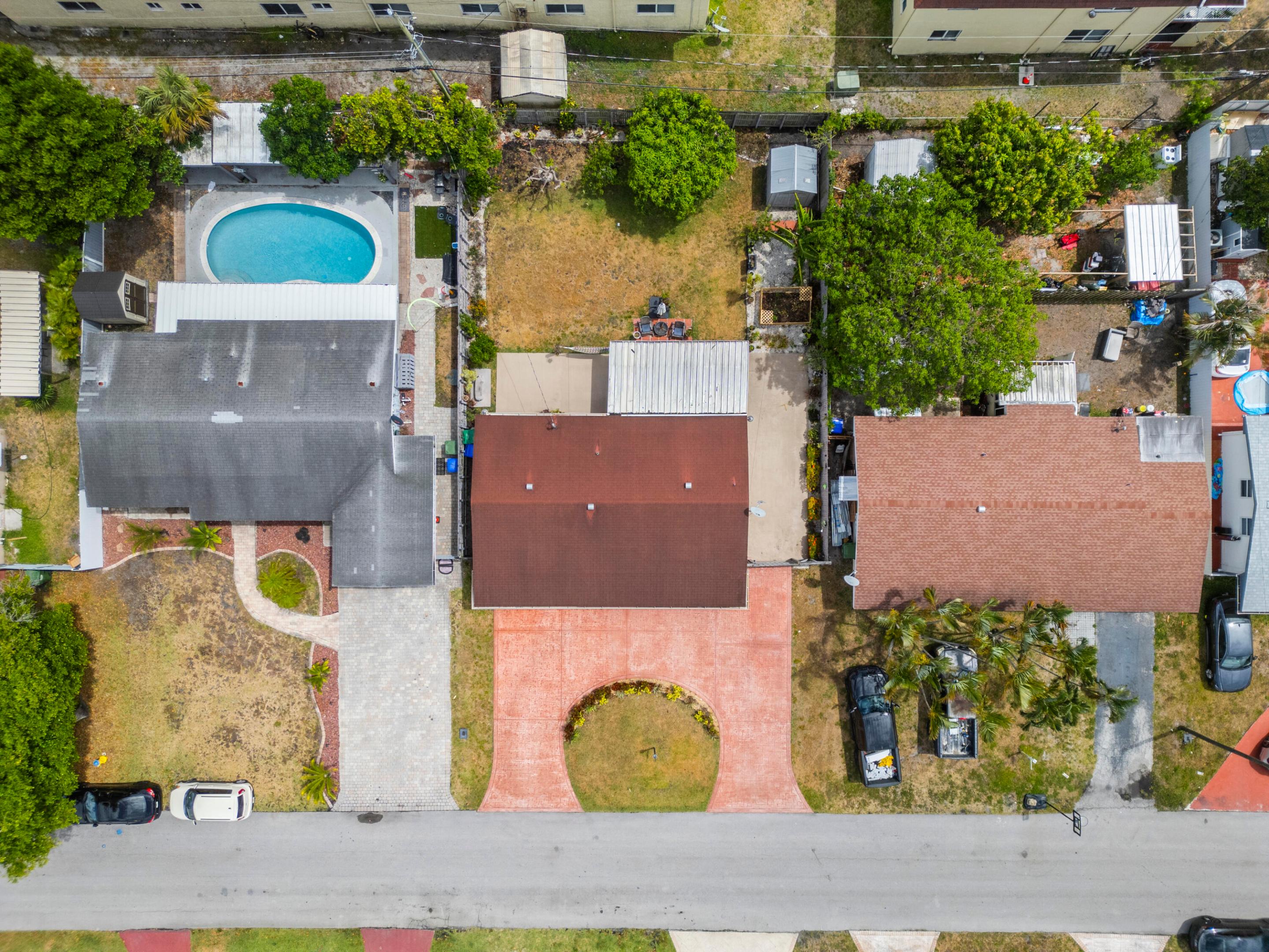 7930 NW 10th Street