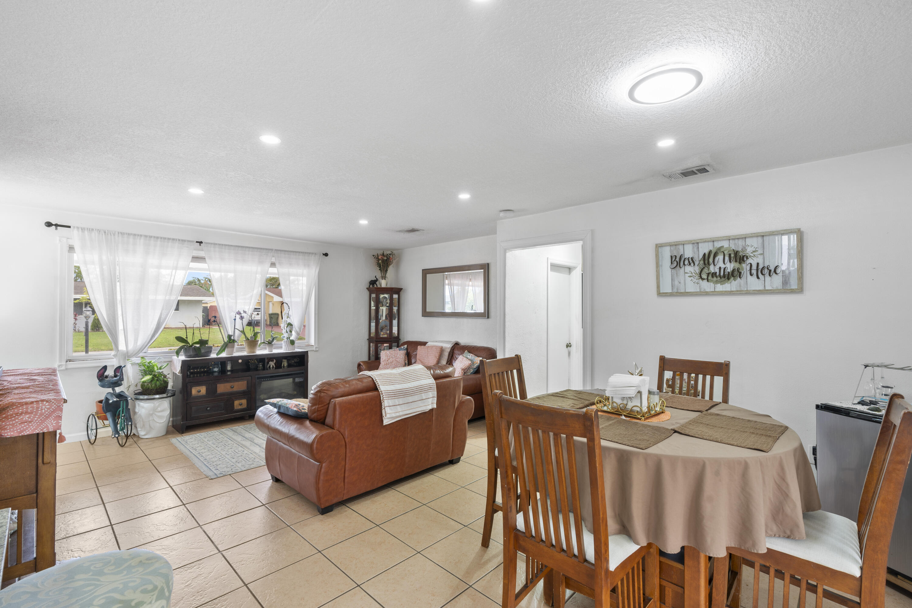 7930 NW 10th Street