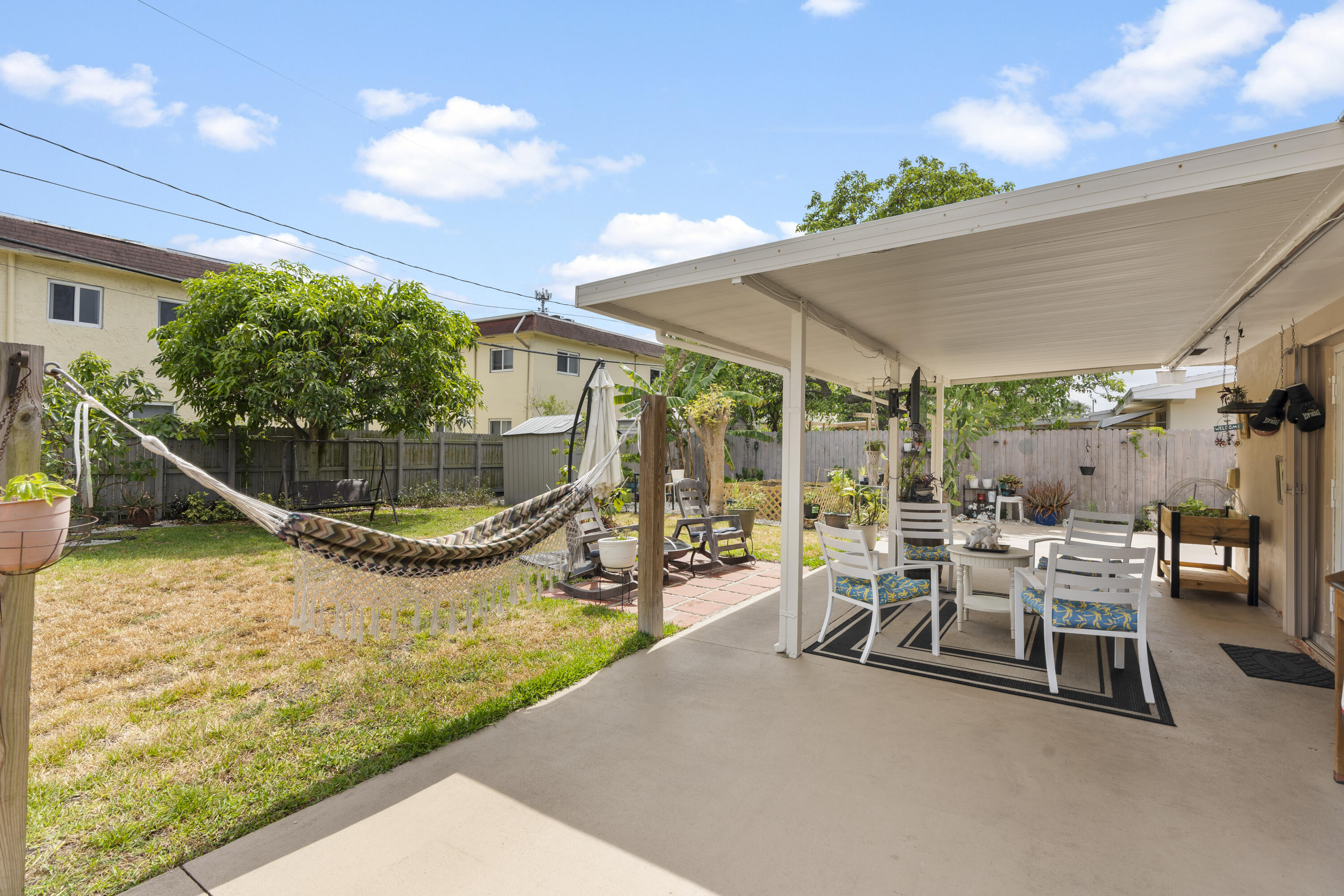 7930 NW 10th Street