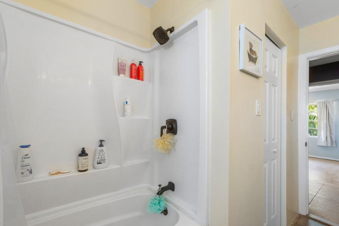 5311 Oleander Avenue