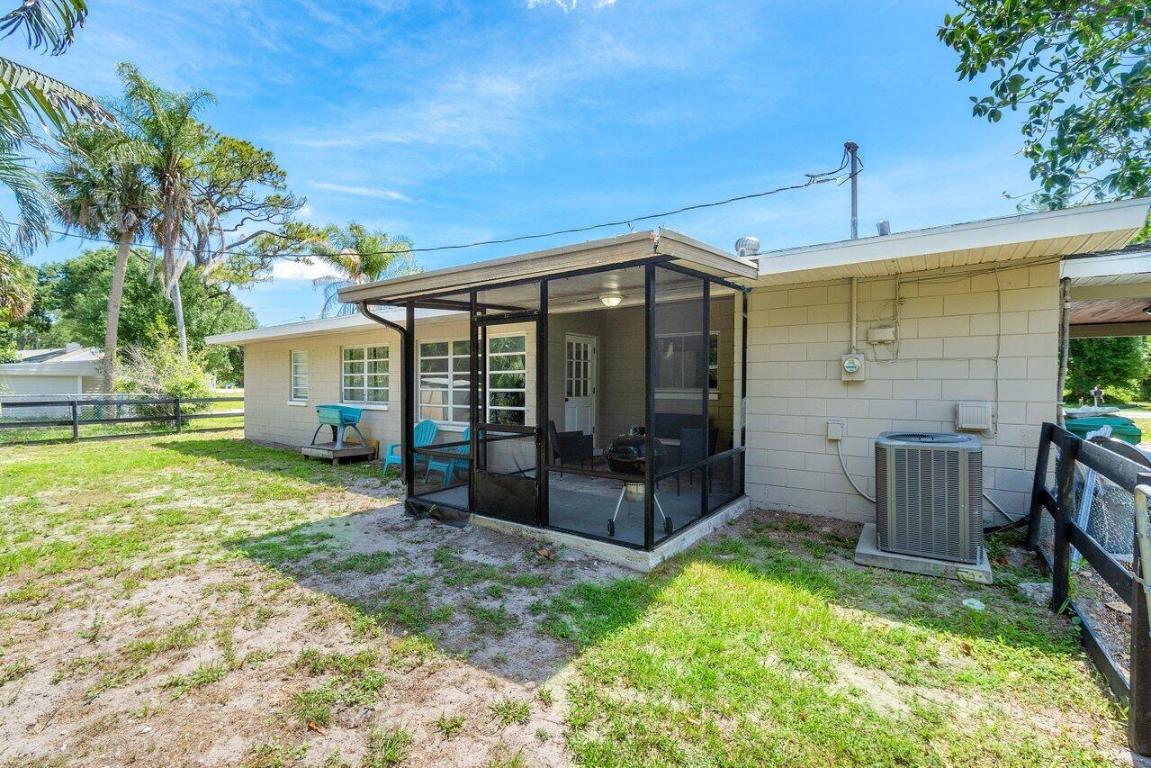 5311 Oleander Avenue