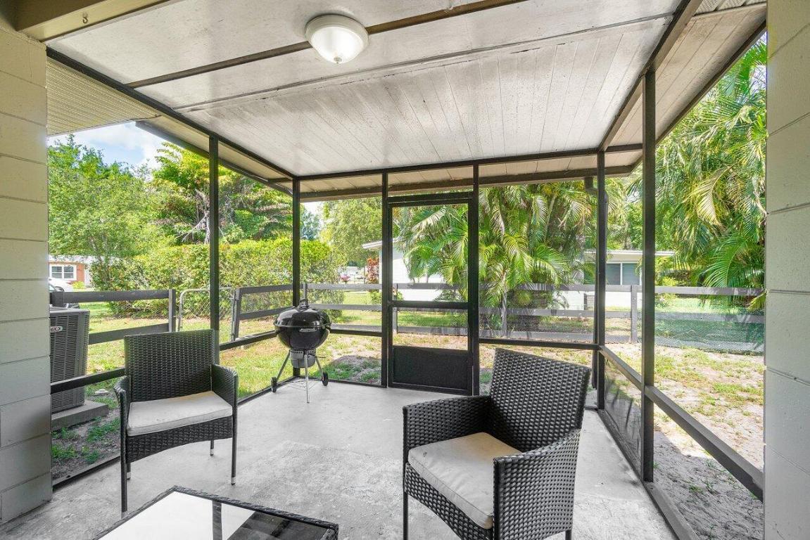 5311 Oleander Avenue