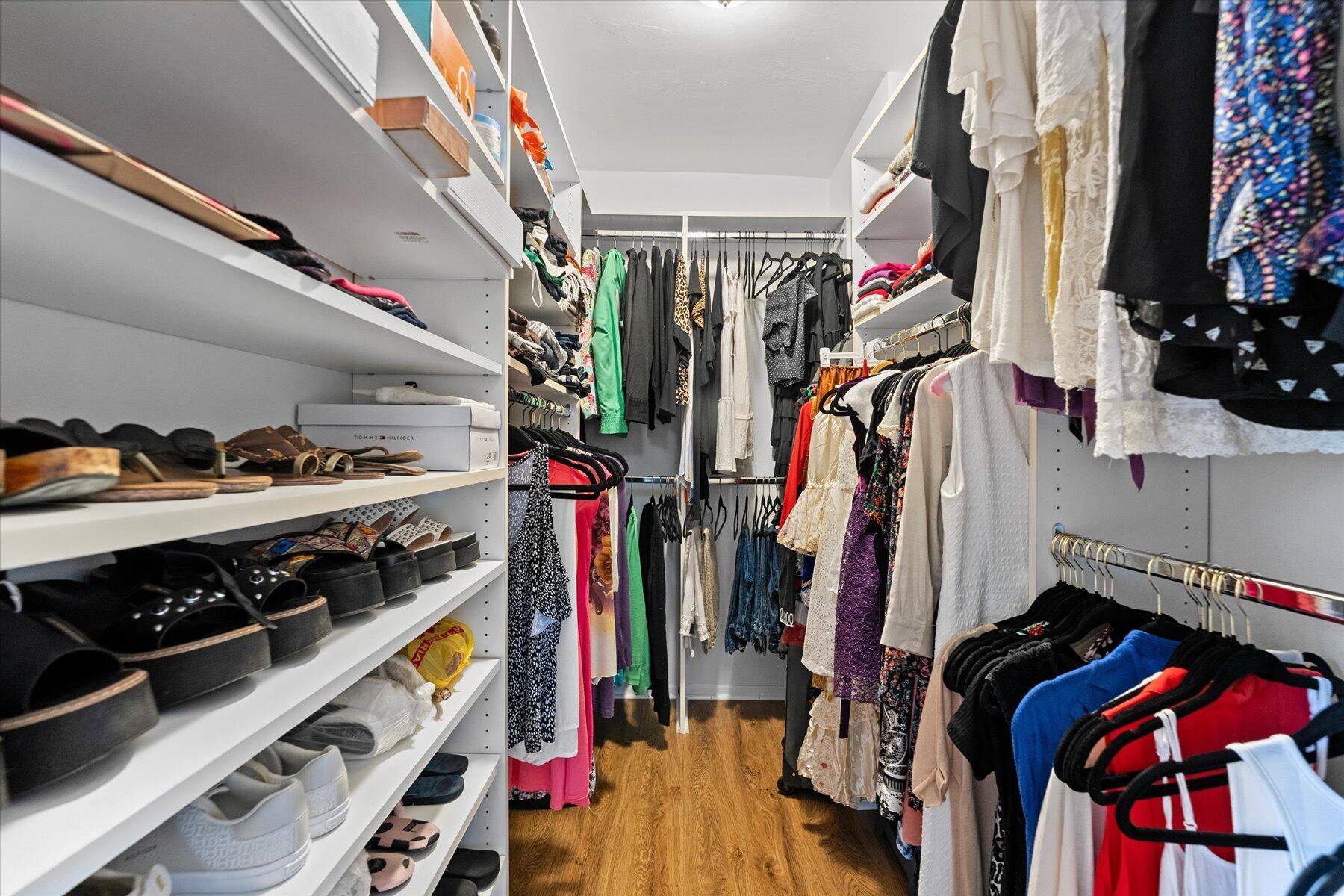 2700 NW 41st Street