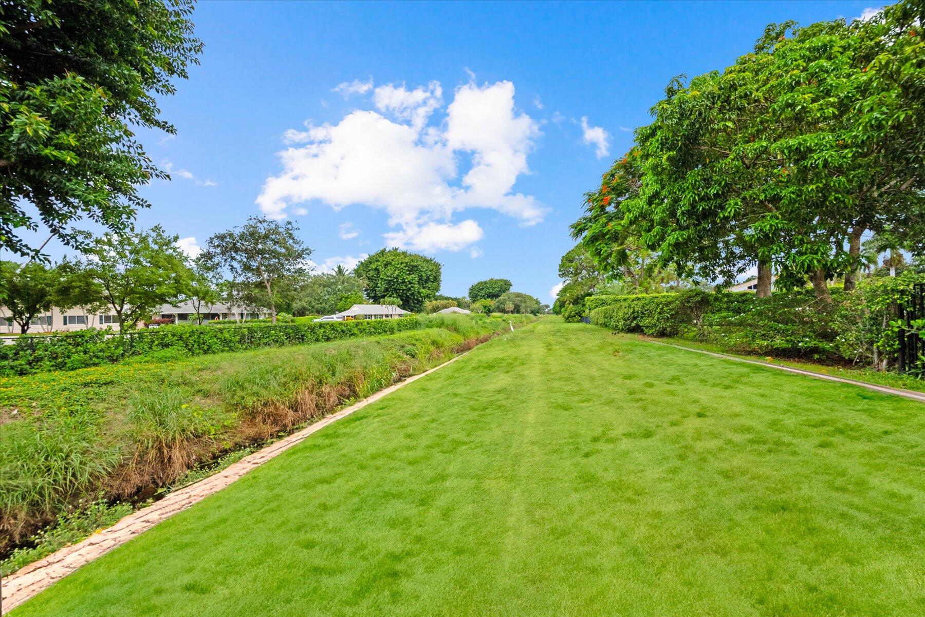 2700 NW 41st Street