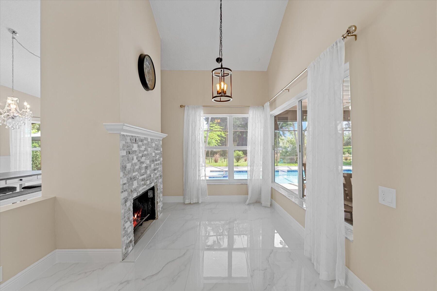 2700 NW 41st Street