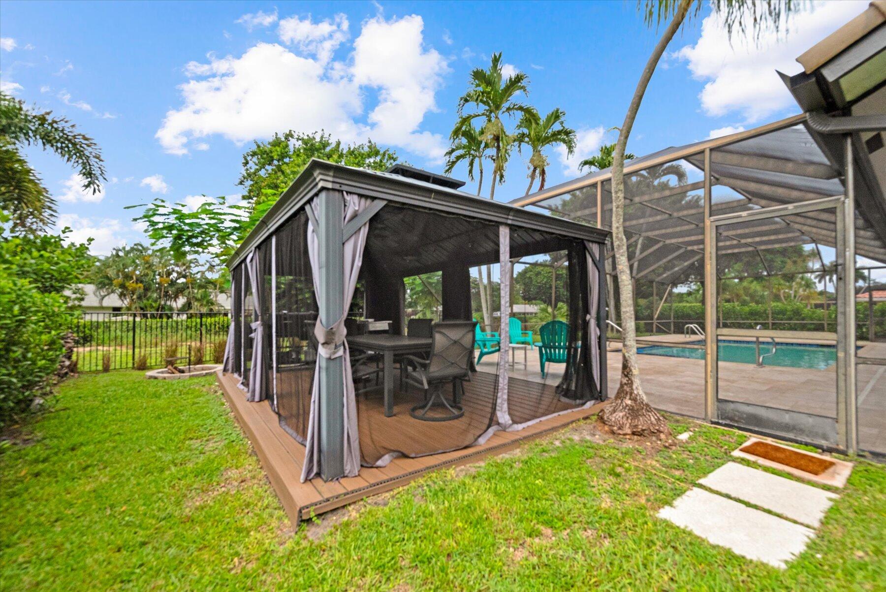 2700 NW 41st Street