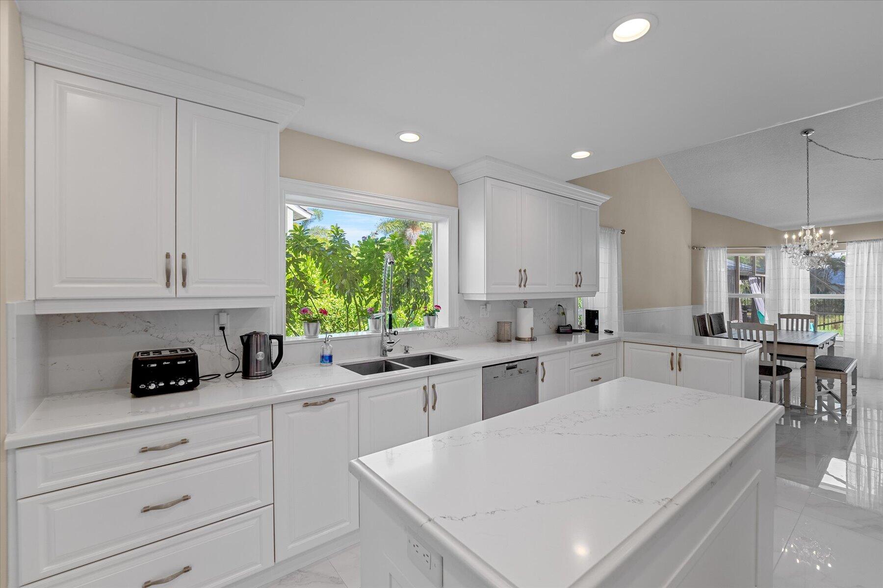 2700 NW 41st Street